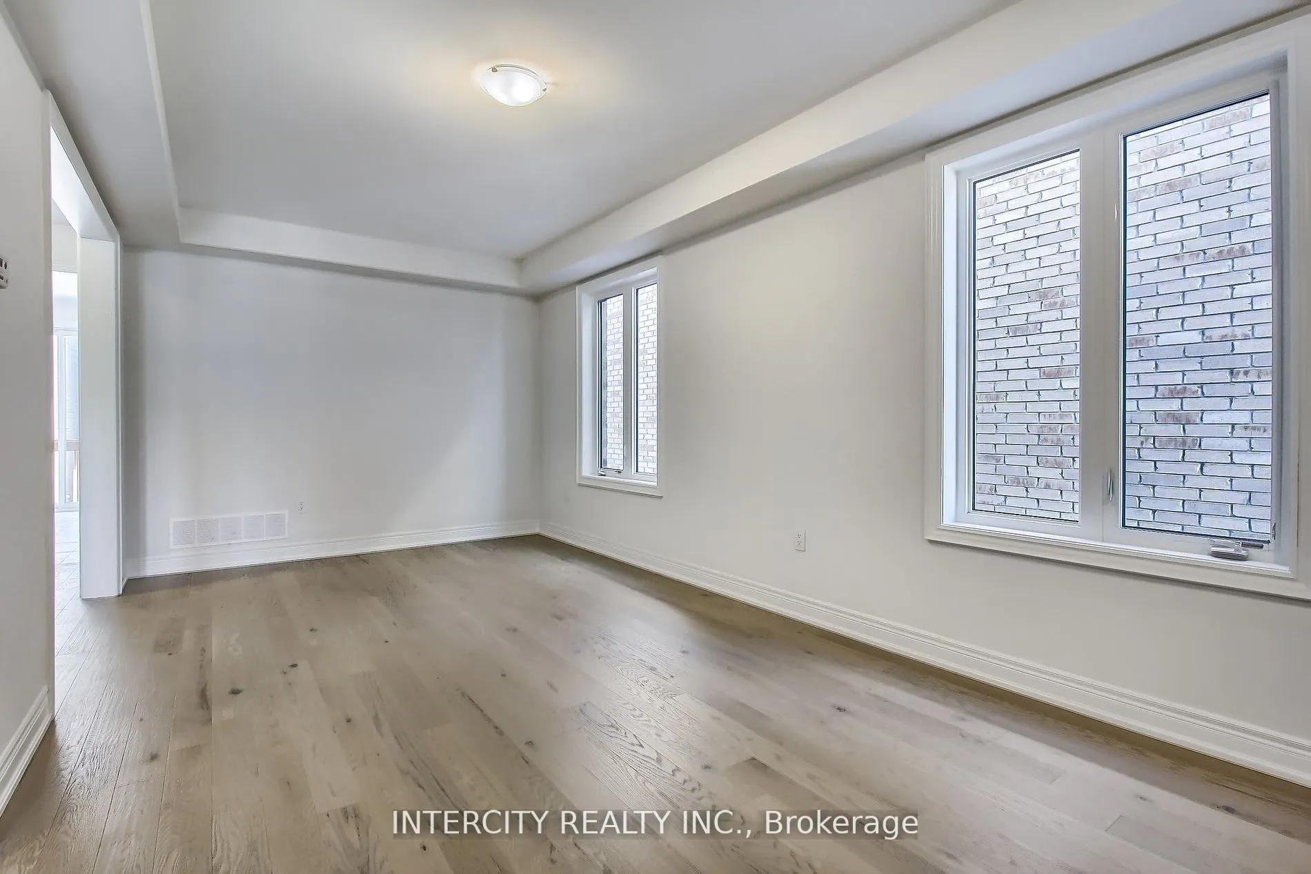 331 Seaview Heights