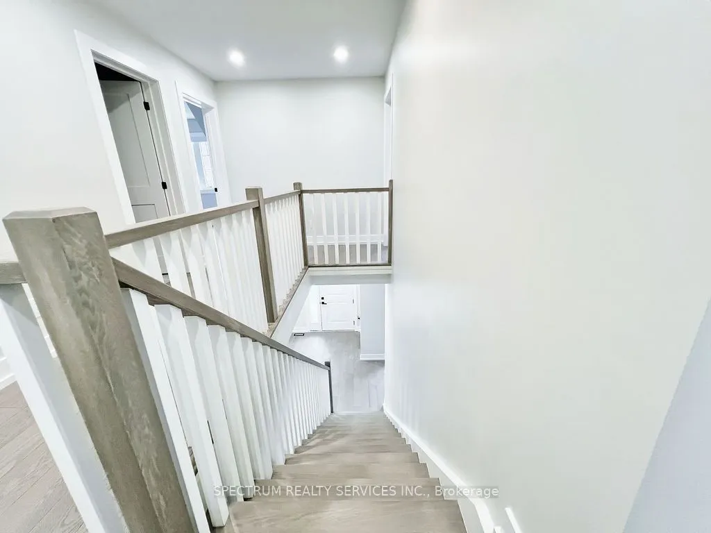 16 McGuire Court