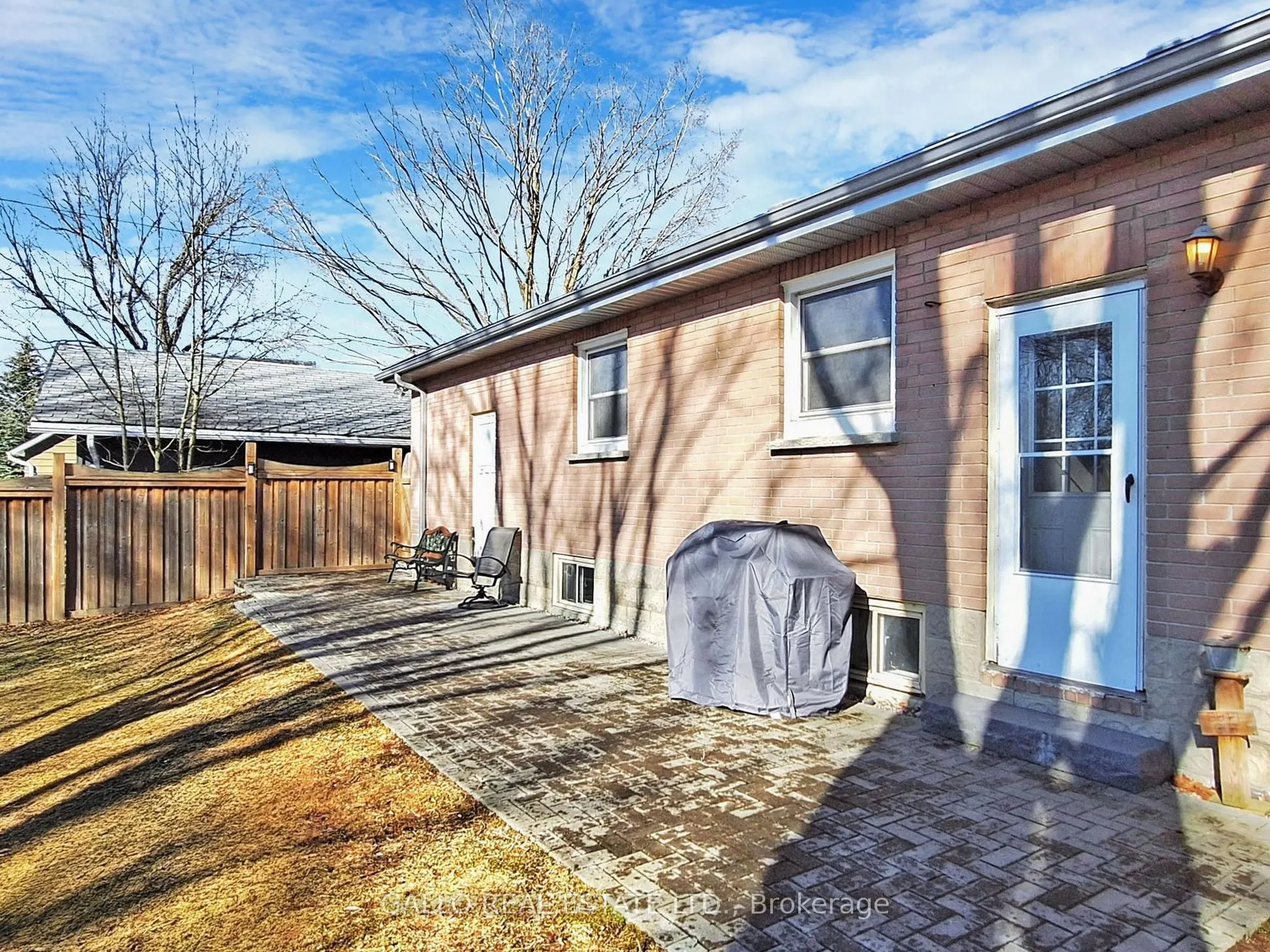 170 East Street E