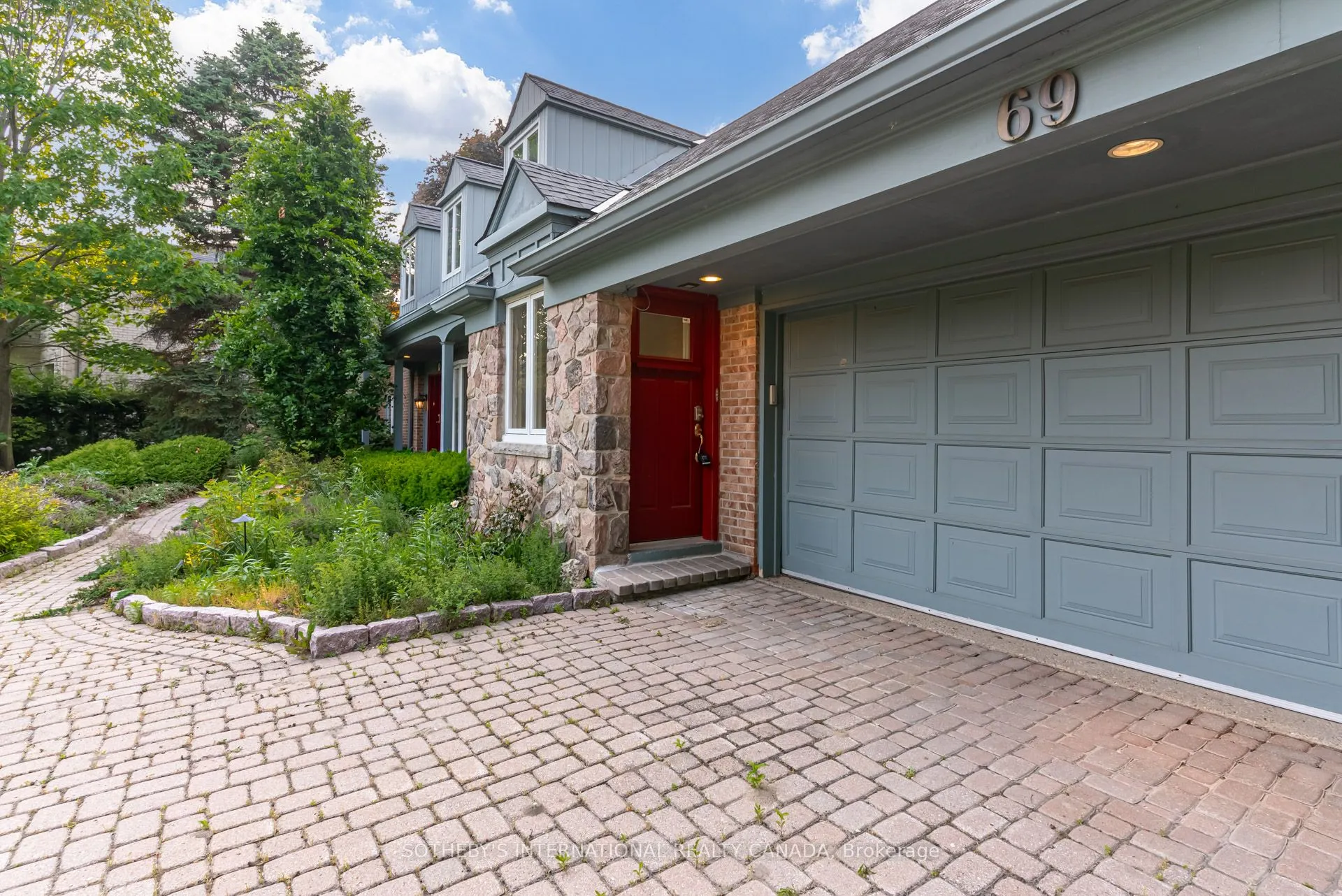 69 Fairway Heights Drive