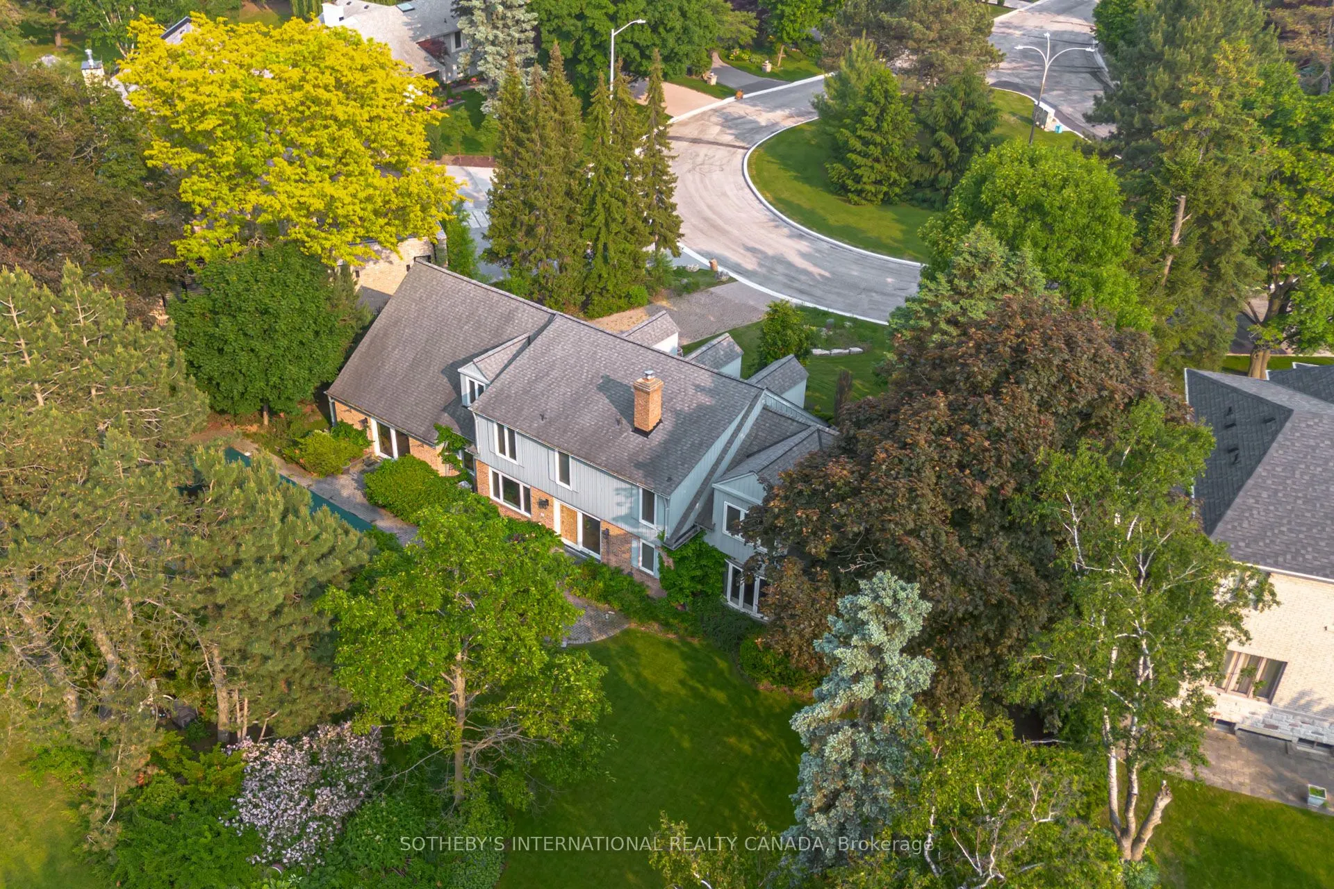 69 Fairway Heights Drive