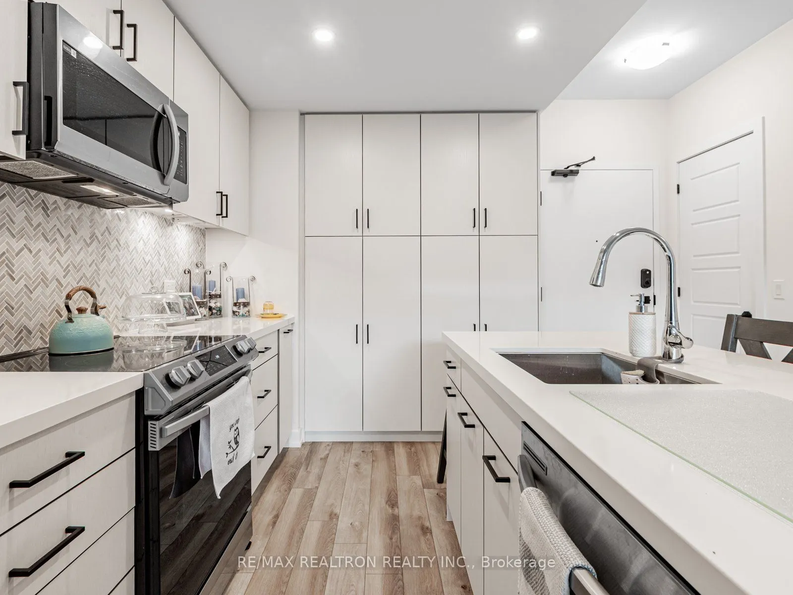 415 Sea Ray Avenue, #314