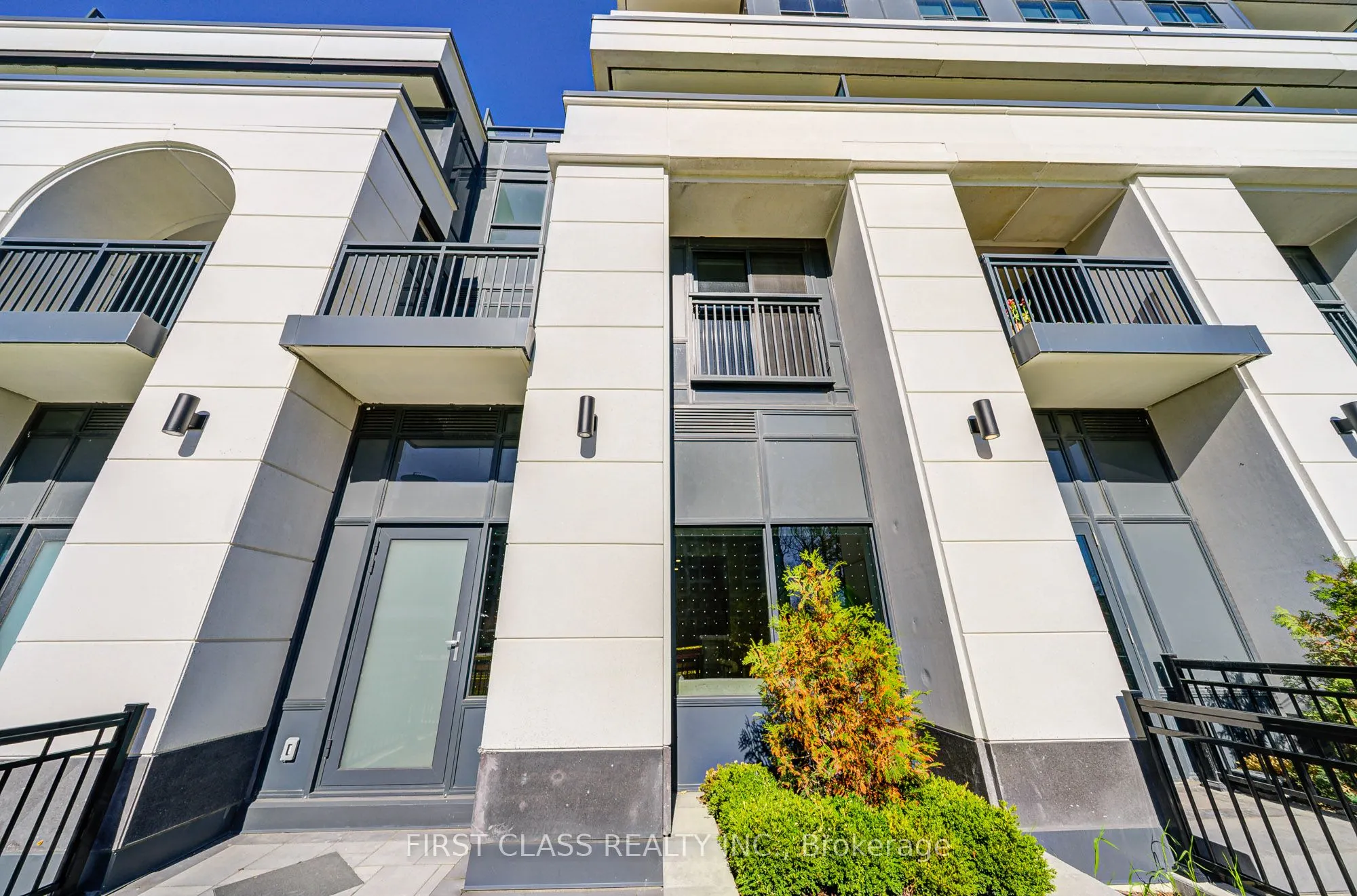 8 Cedarland Drive, #123W