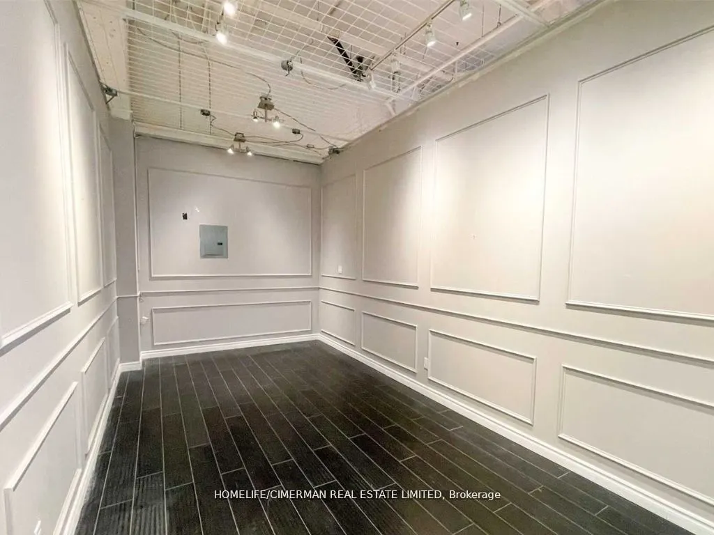7181 Yonge Street, #145