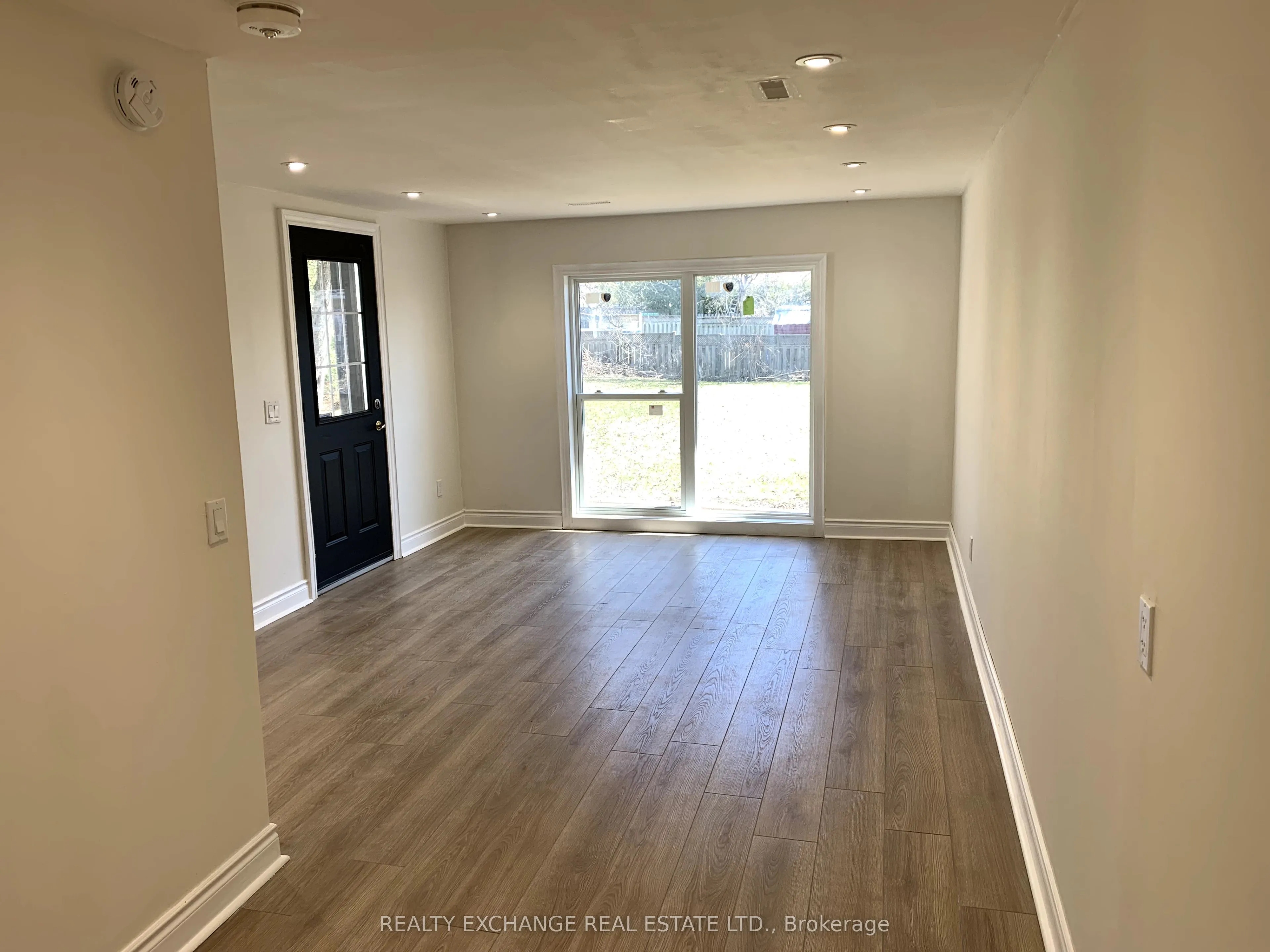 89 Thornton Avenue