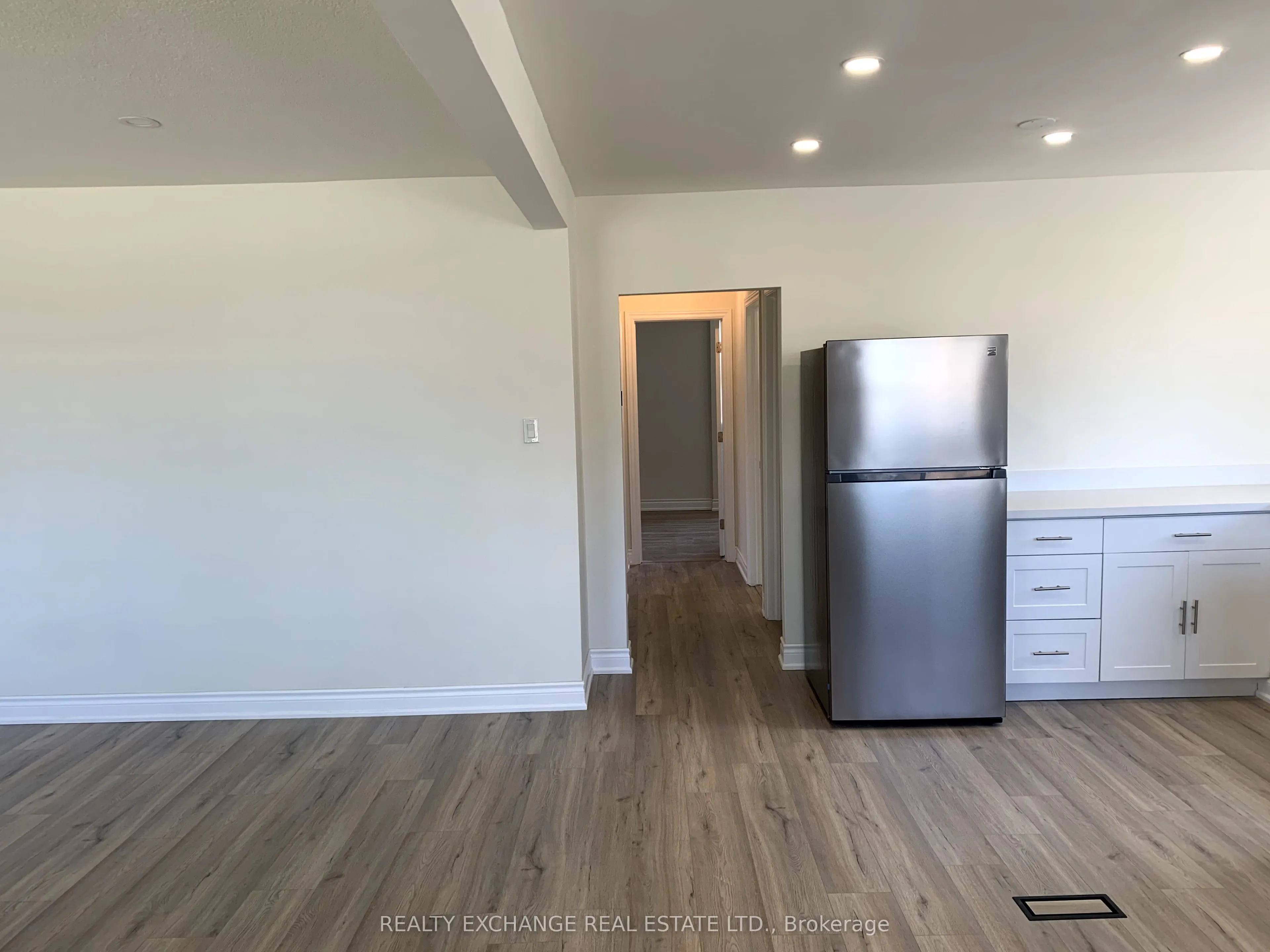 89 Thornton Avenue