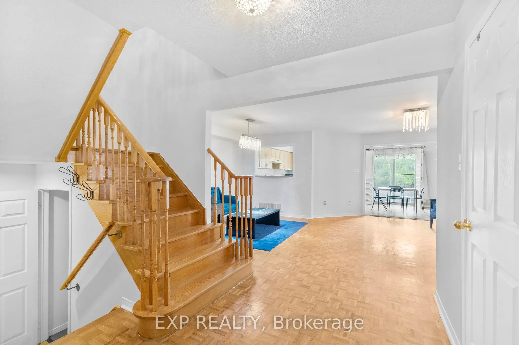 10 Breezeway Crescent