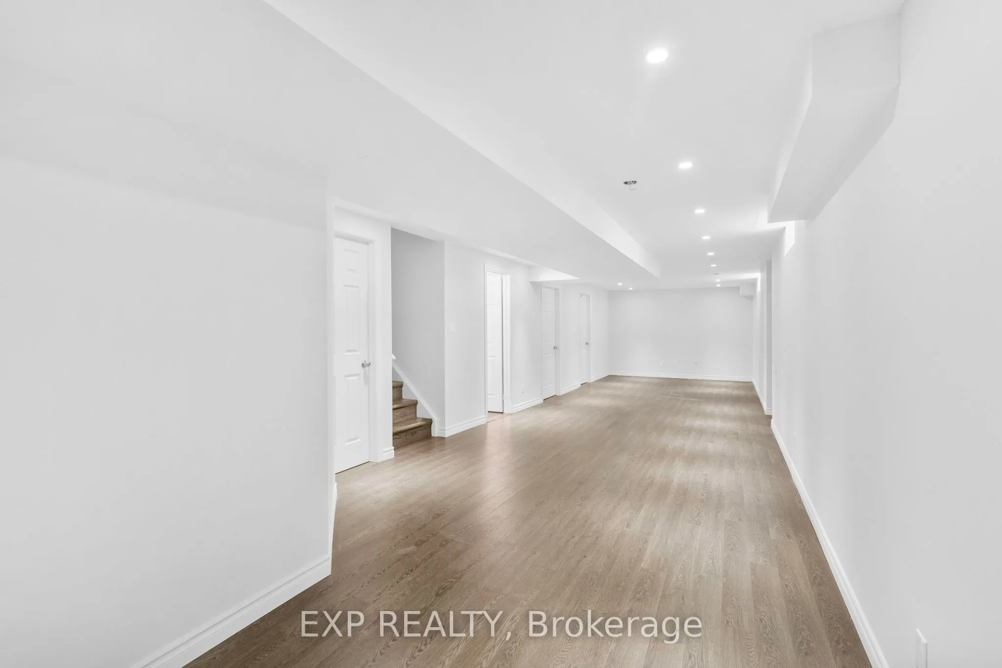 10 Breezeway Crescent