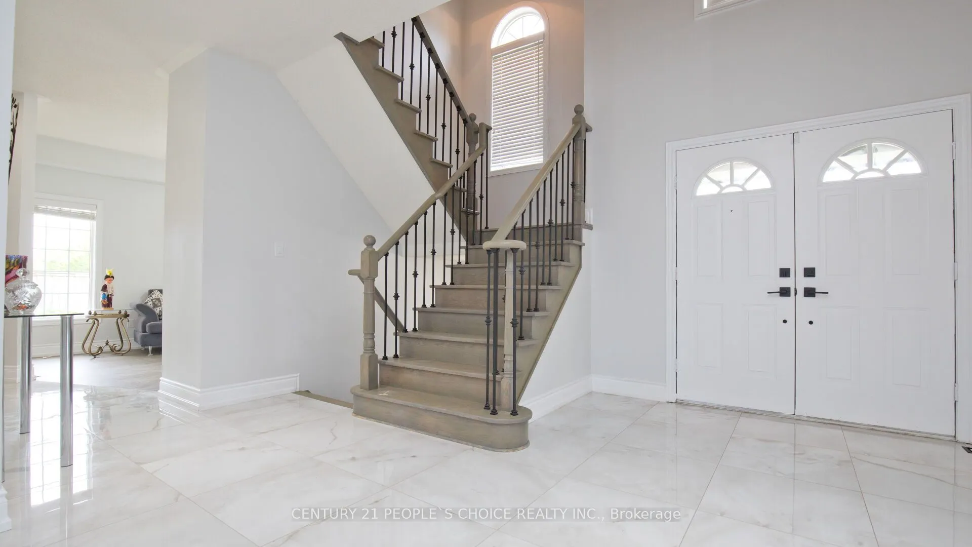 159 Sonoma Boulevard