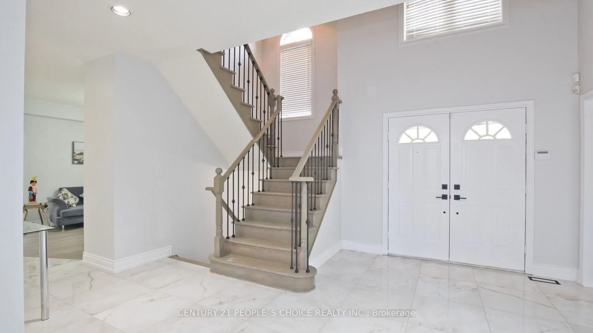 159 Sonoma Boulevard