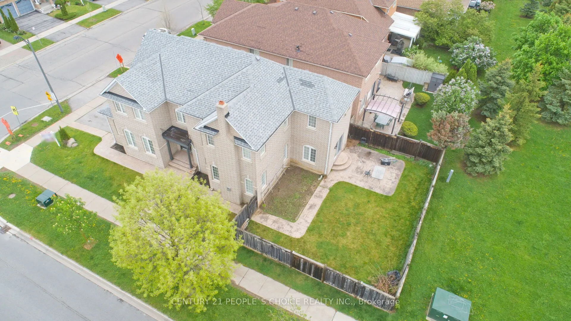 159 Sonoma Boulevard