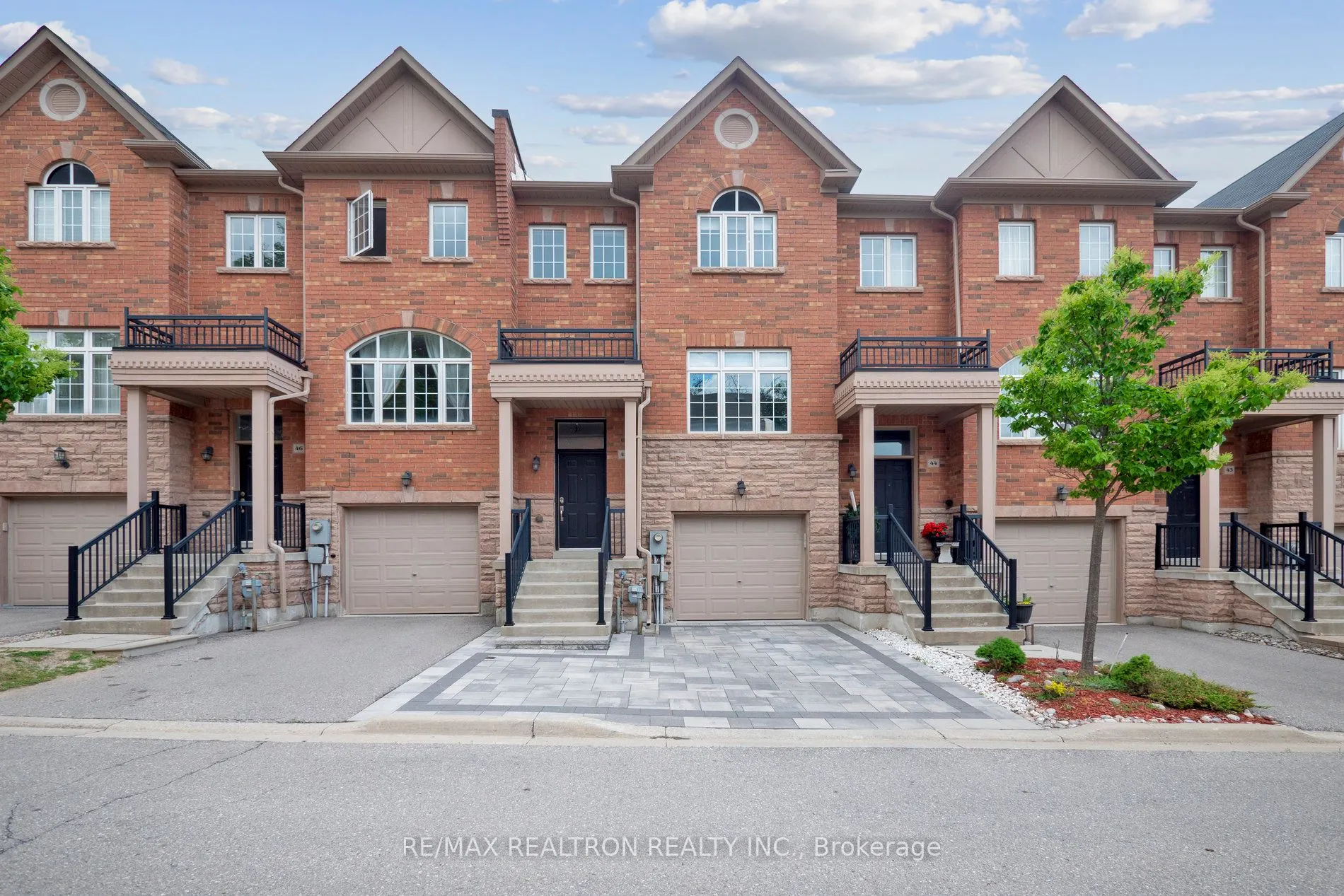 8777 Dufferin Street, #45
