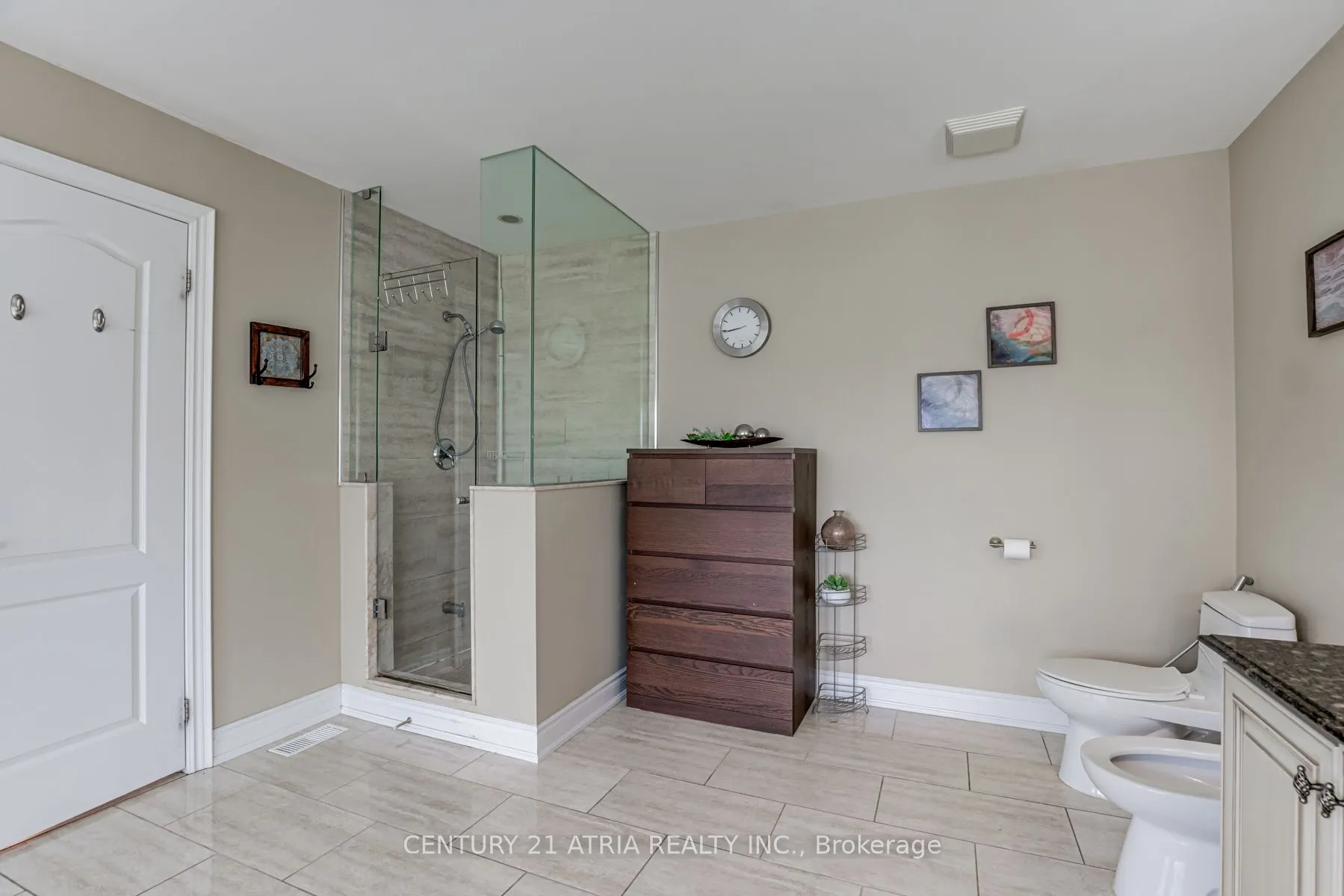 69 B Elm Grove Avenue