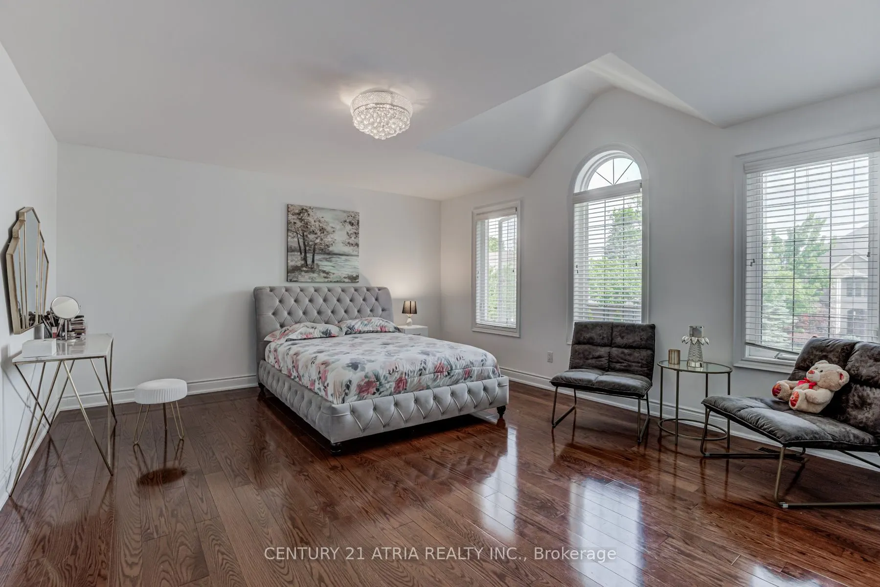 69 B Elm Grove Avenue