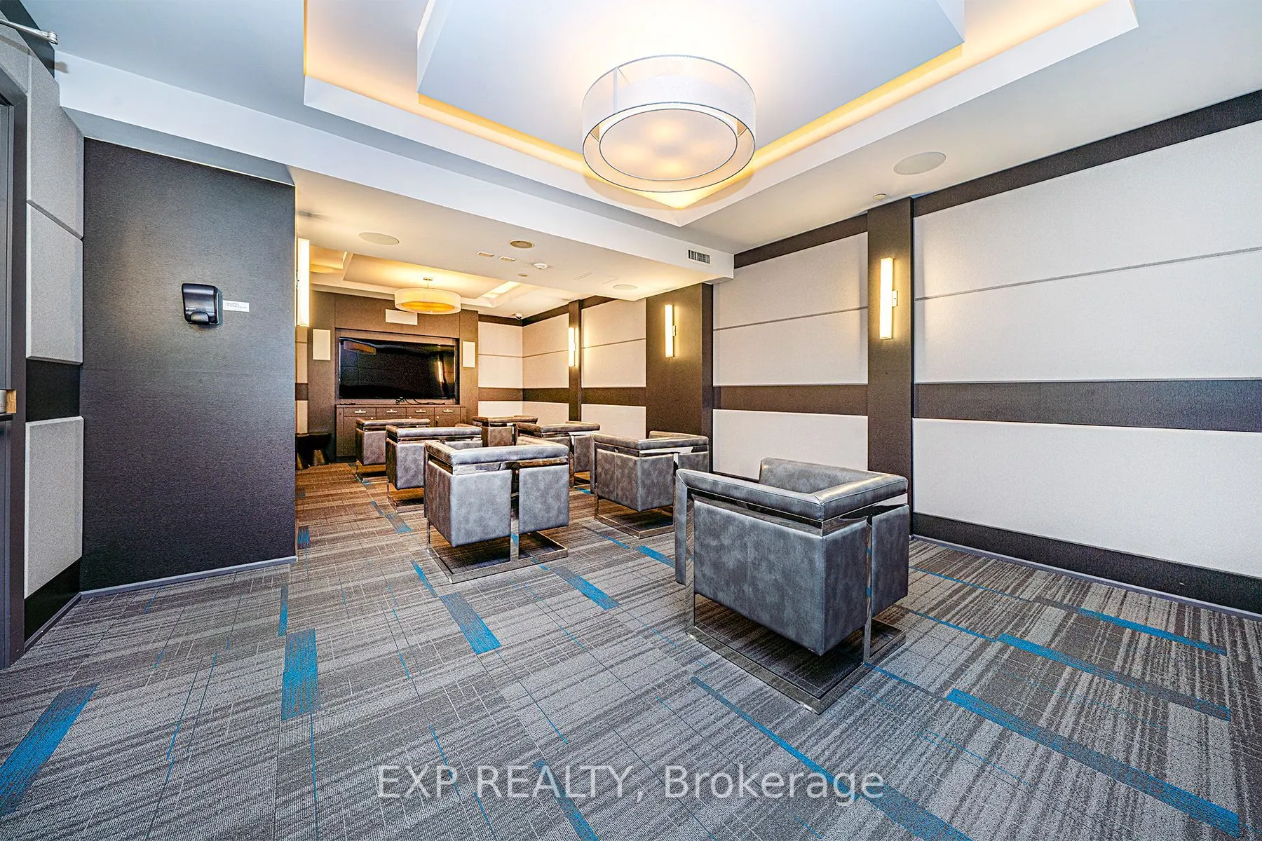 3600 Highway 7 W, #606