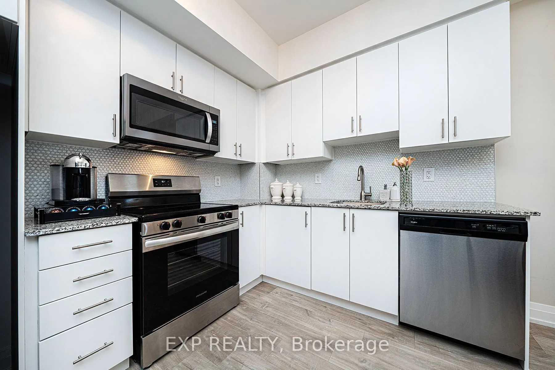 3600 Highway 7 W, #606