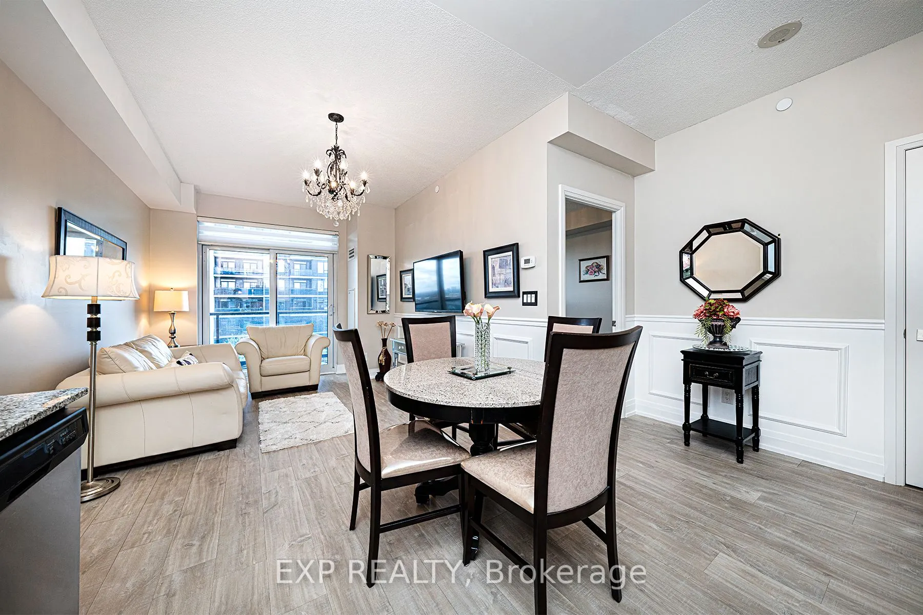 3600 Highway 7 W, #606