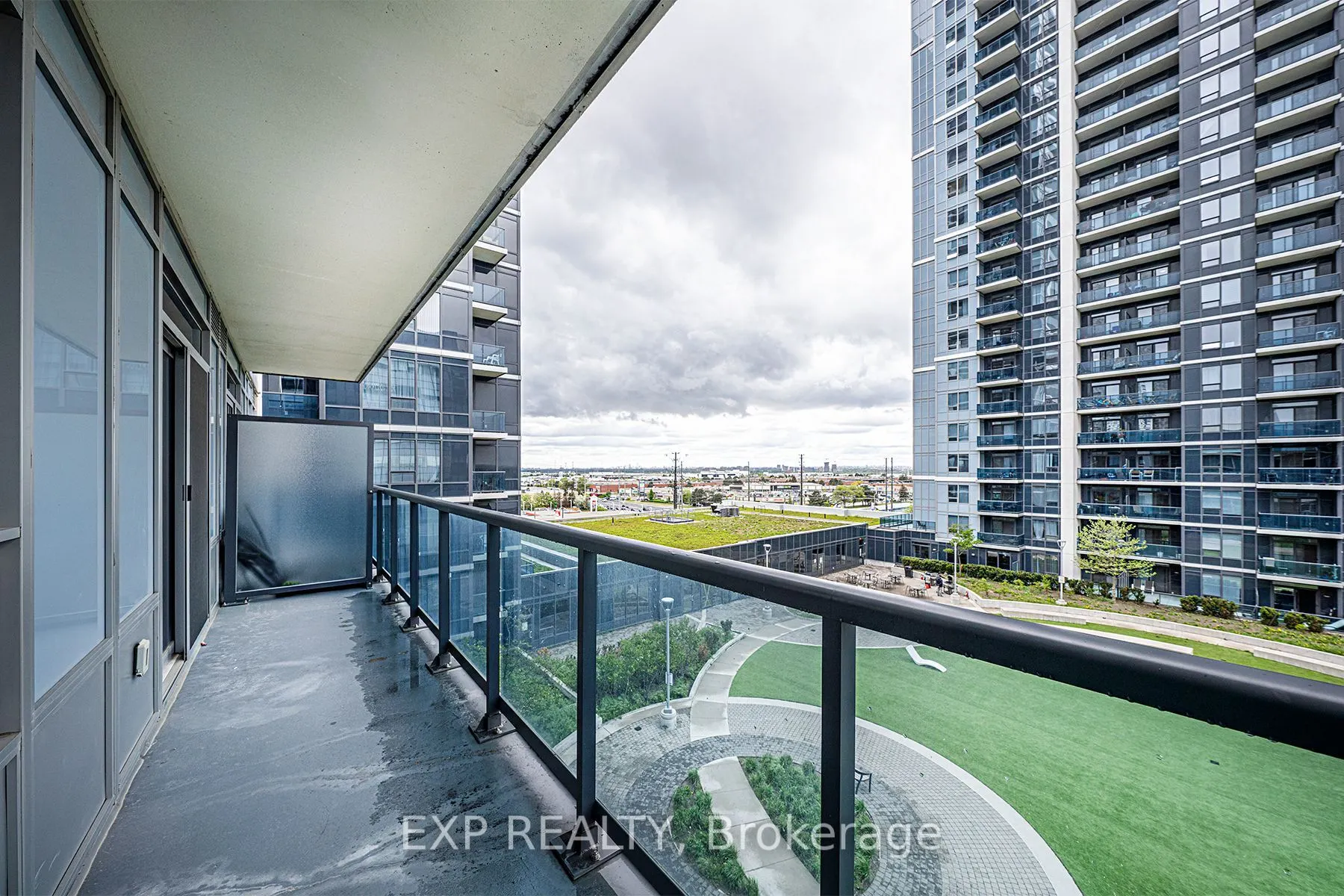 3600 Highway 7 W, #606