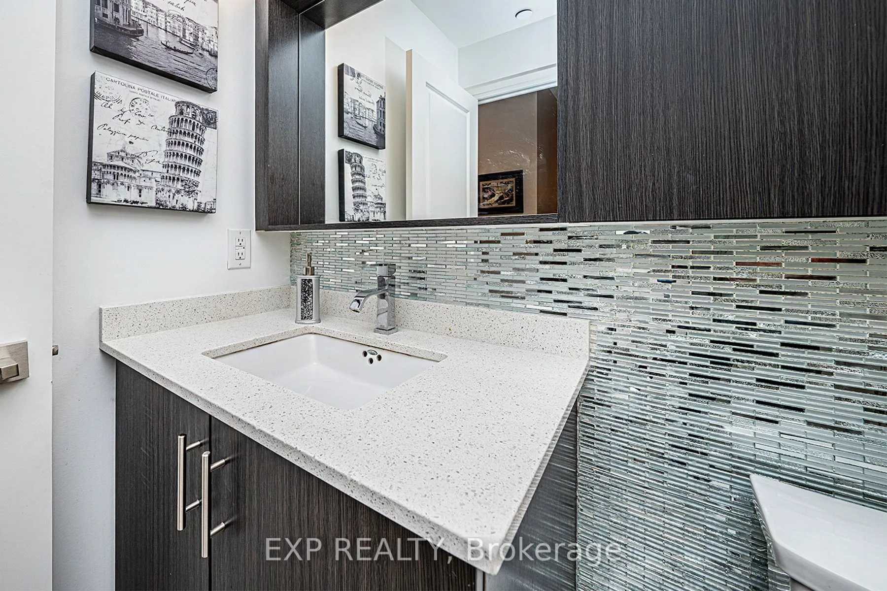 3600 Highway 7 W, #606