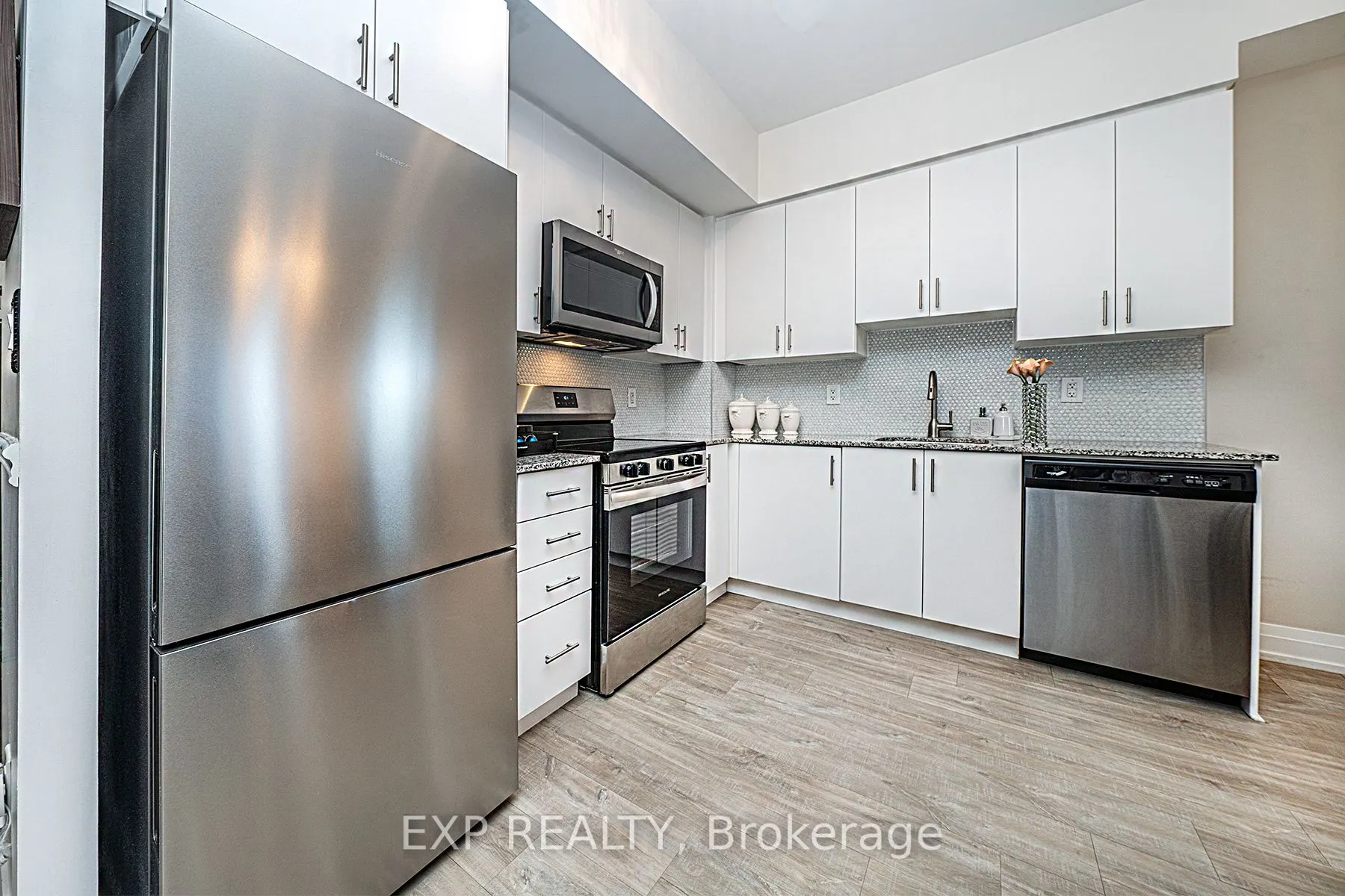 3600 Highway 7 W, #606