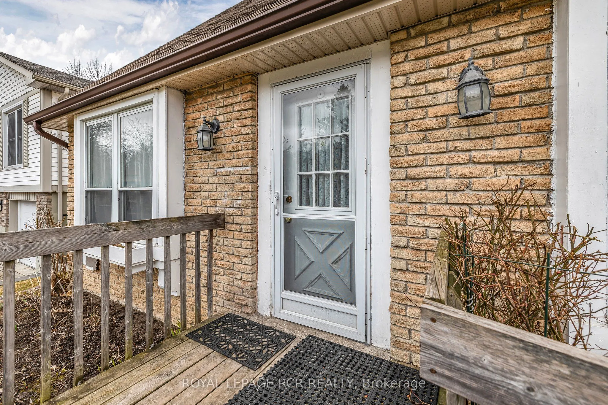 856 Magnolia Avenue