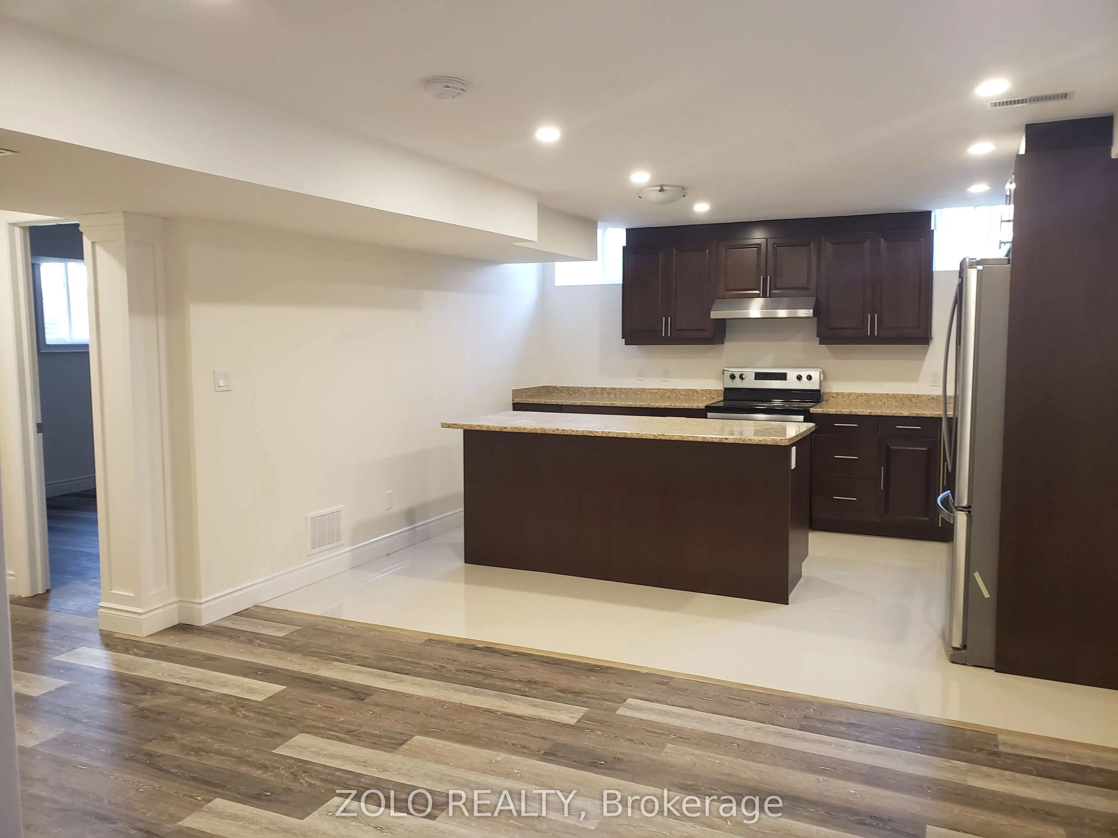58 Gibson Circle #Lower