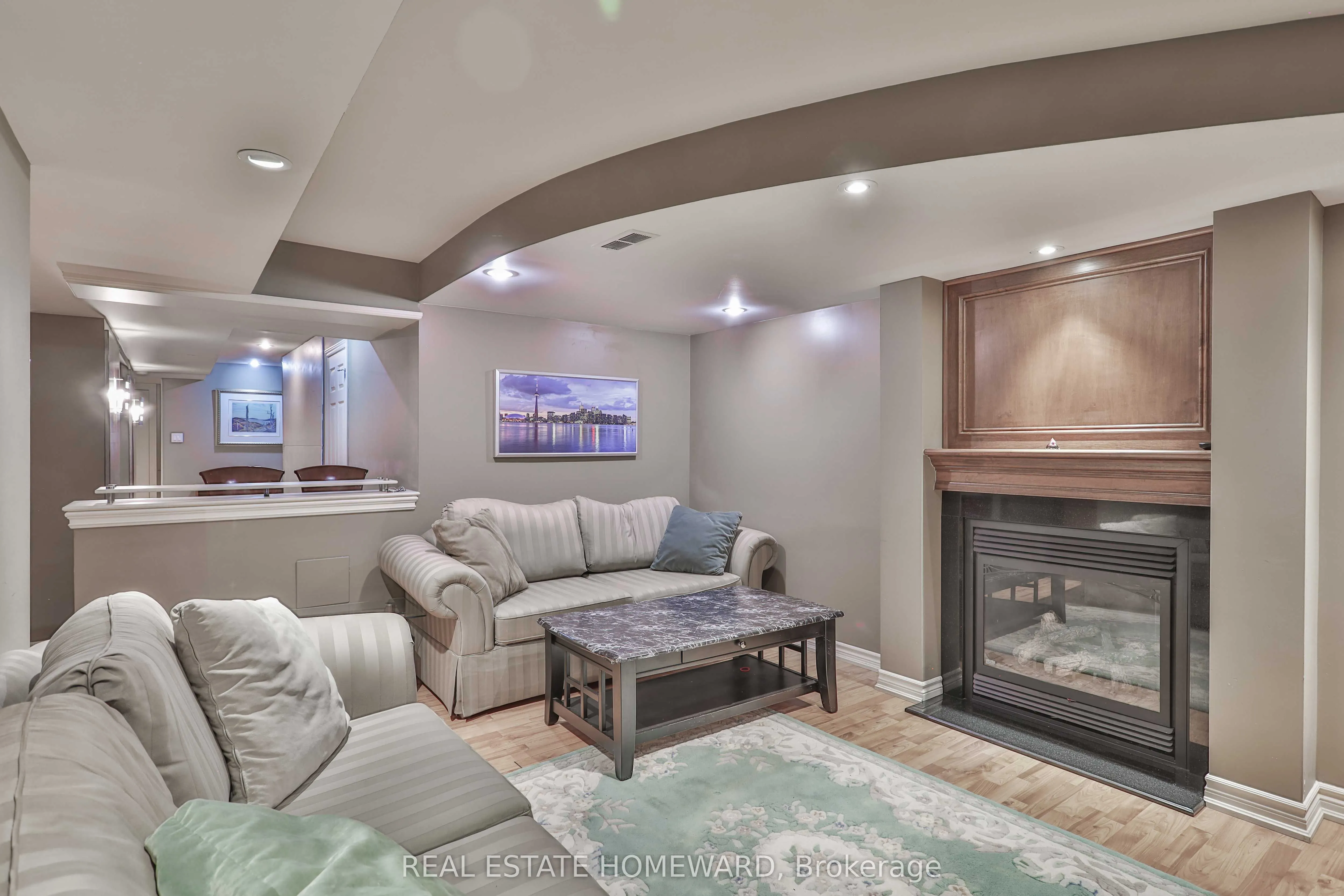 14 Canyon Creek Avenue