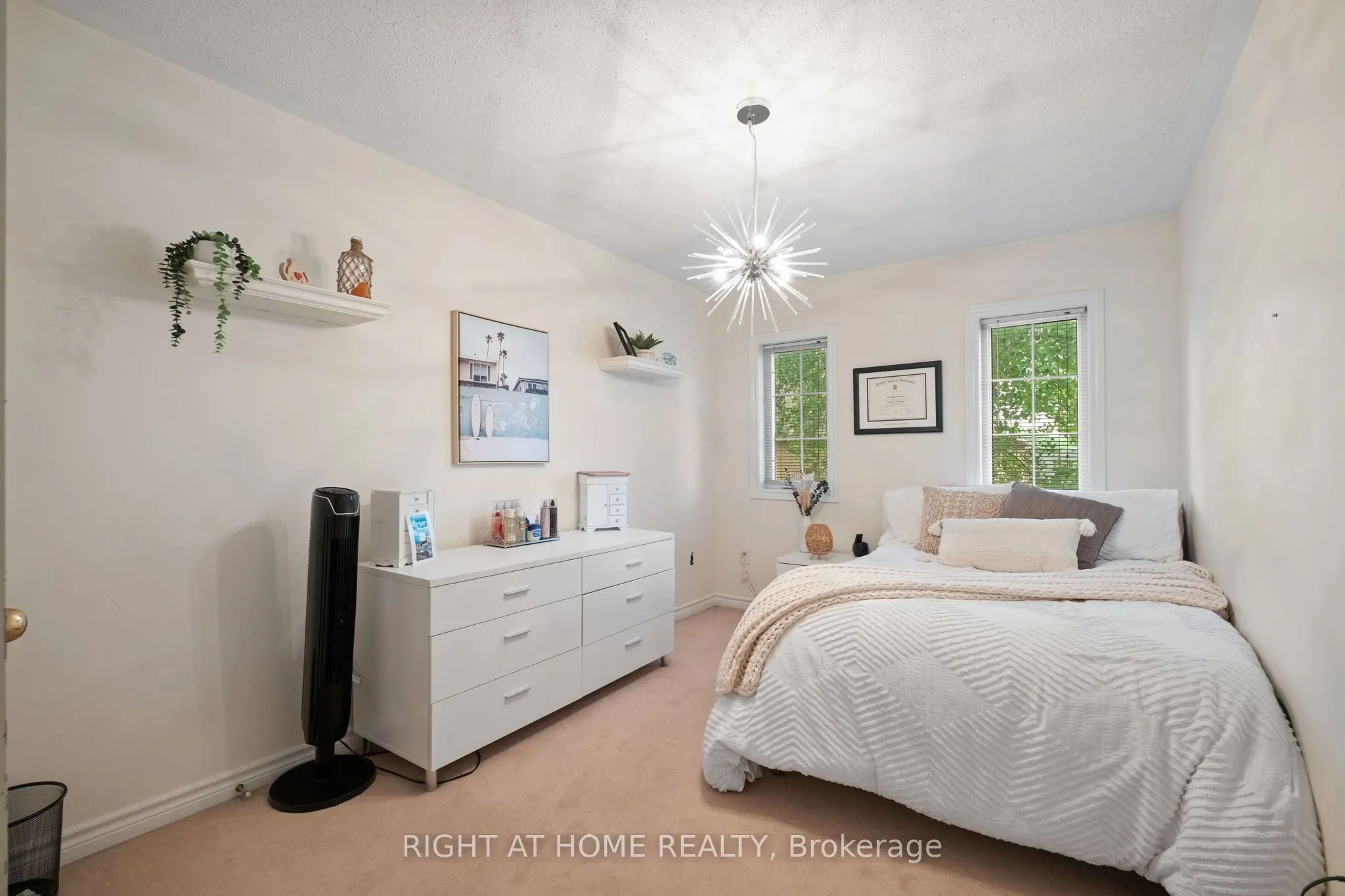 8777 Dufferin Street, #12