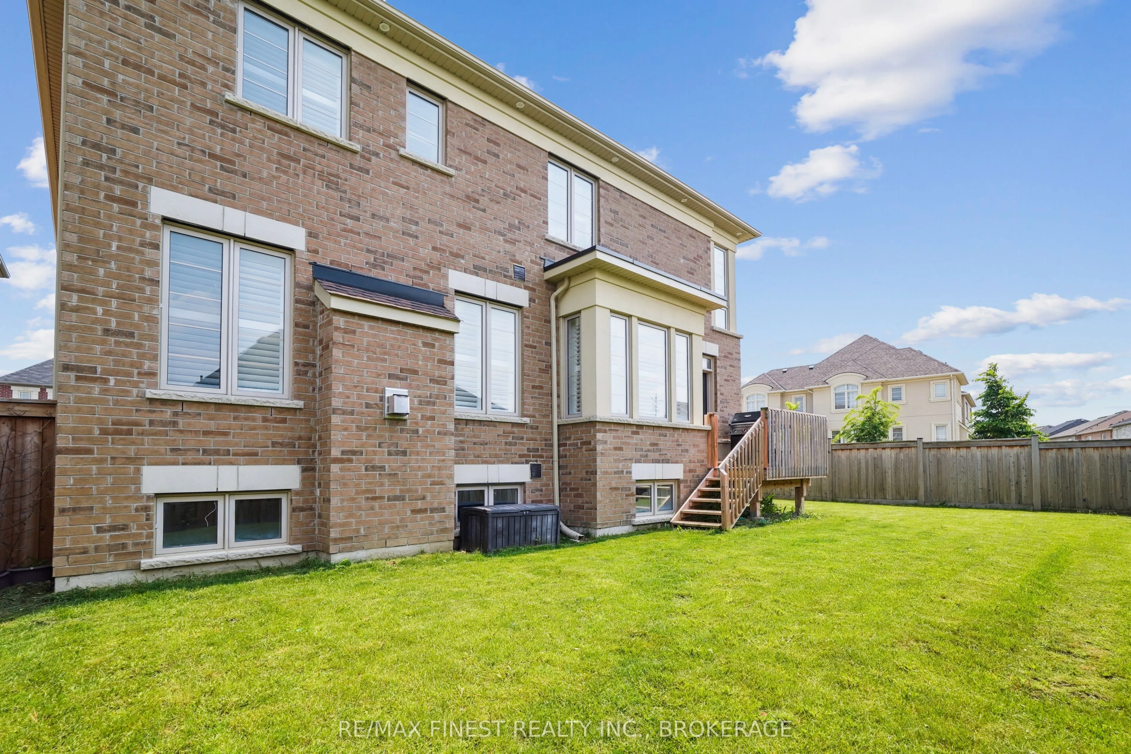 171 Frederick Pearson Street