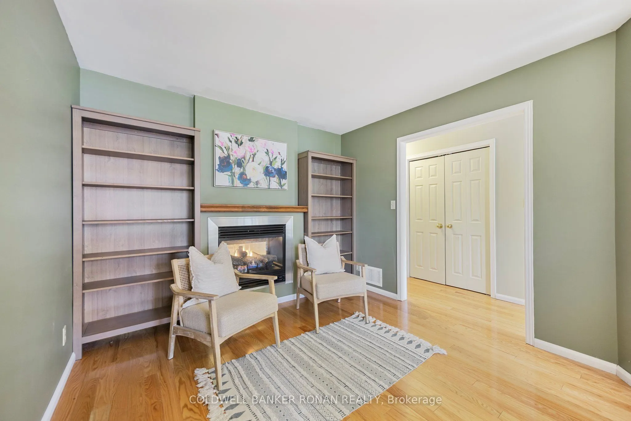 14 Albert Street E