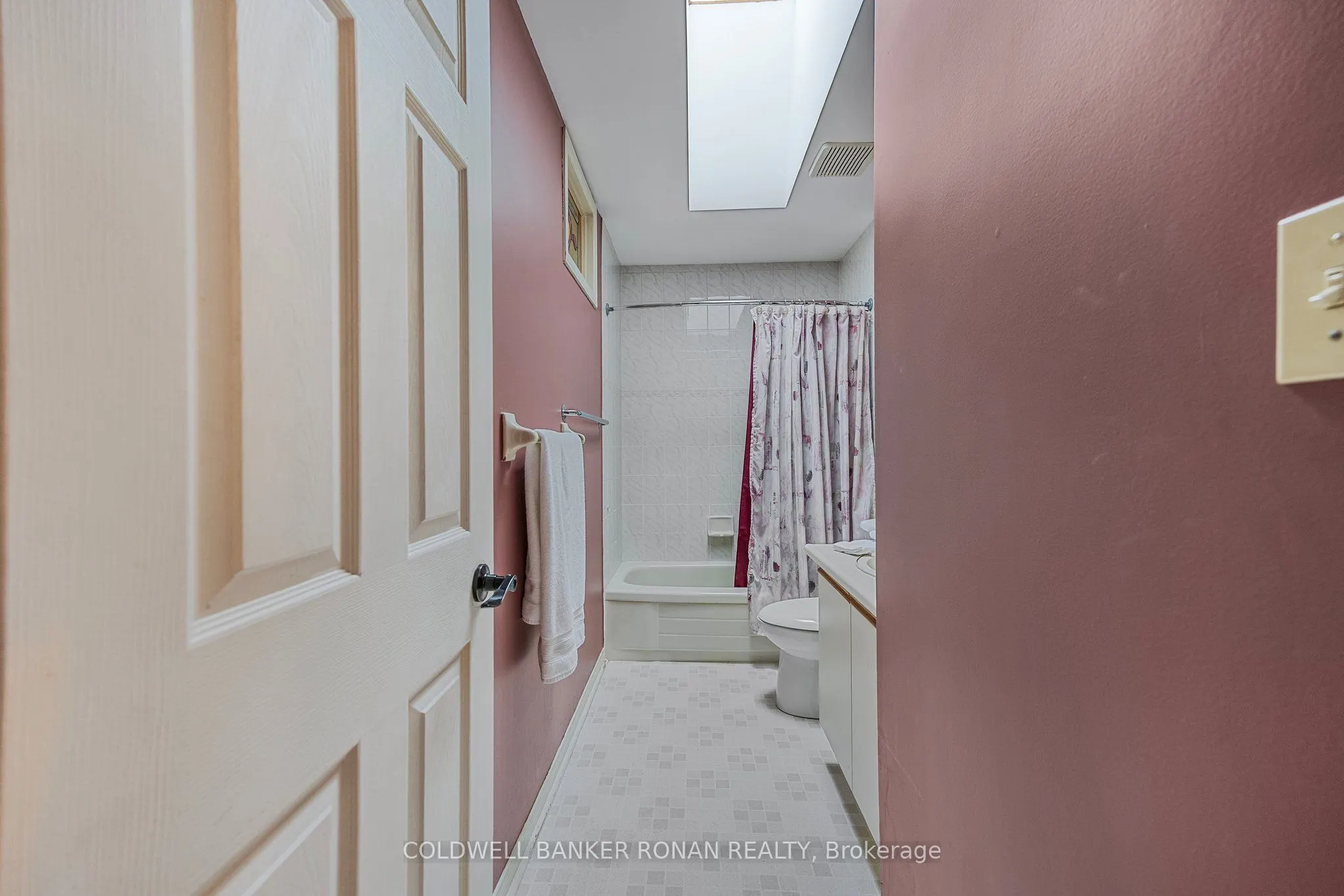 14 Albert Street E
