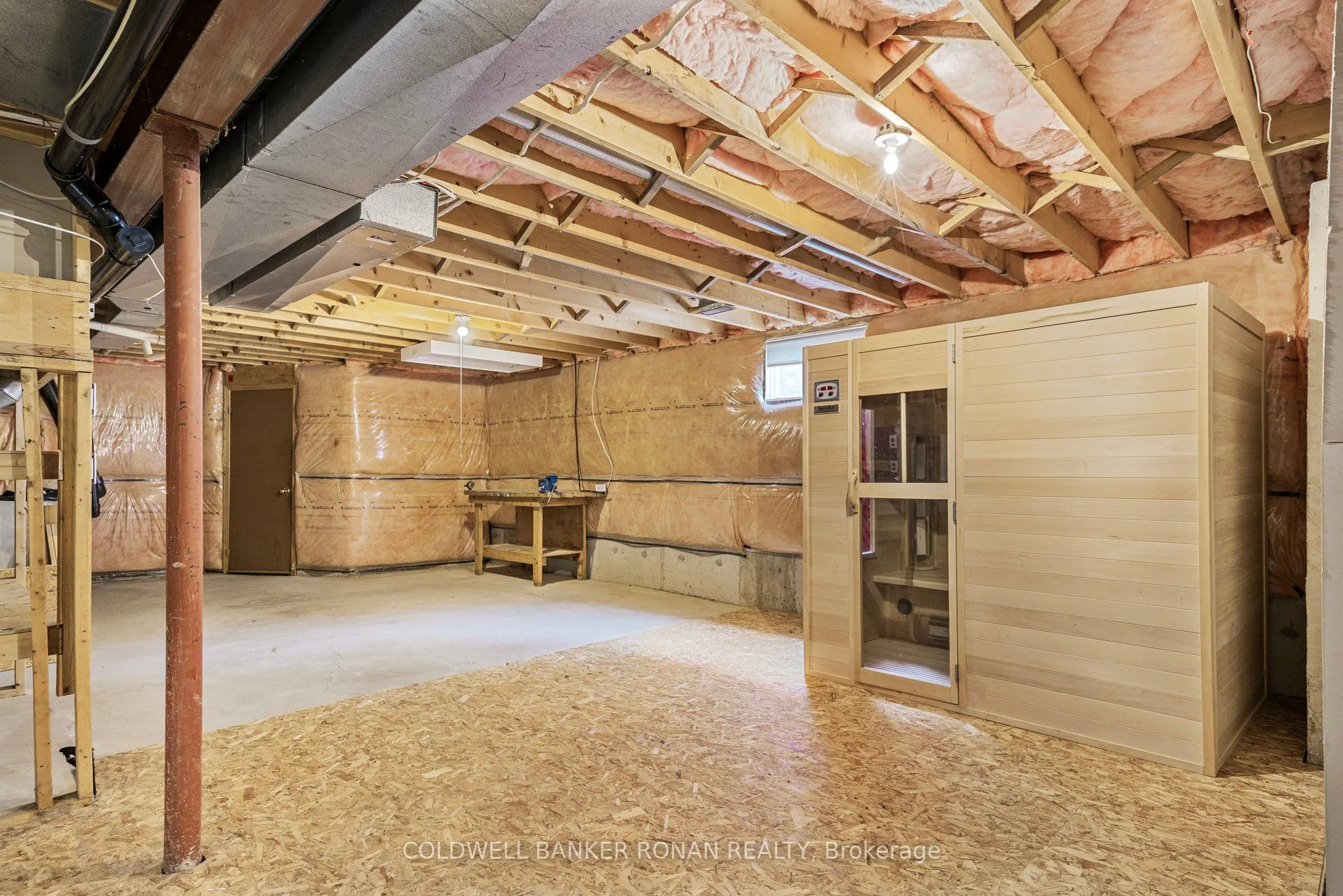 14 Albert Street E