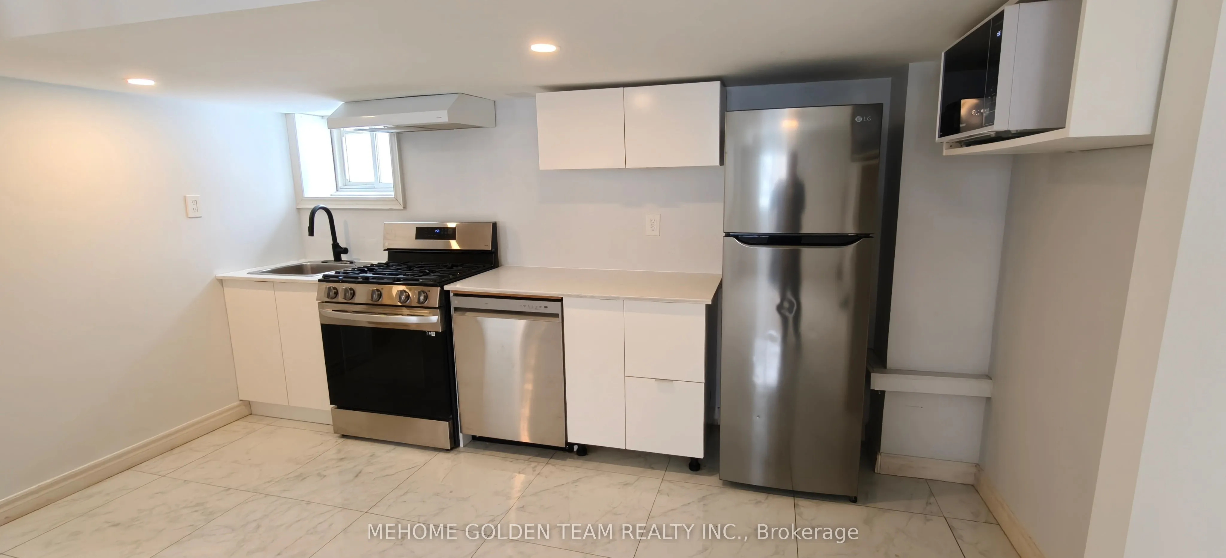 205 Pine Beach Drive, #Main