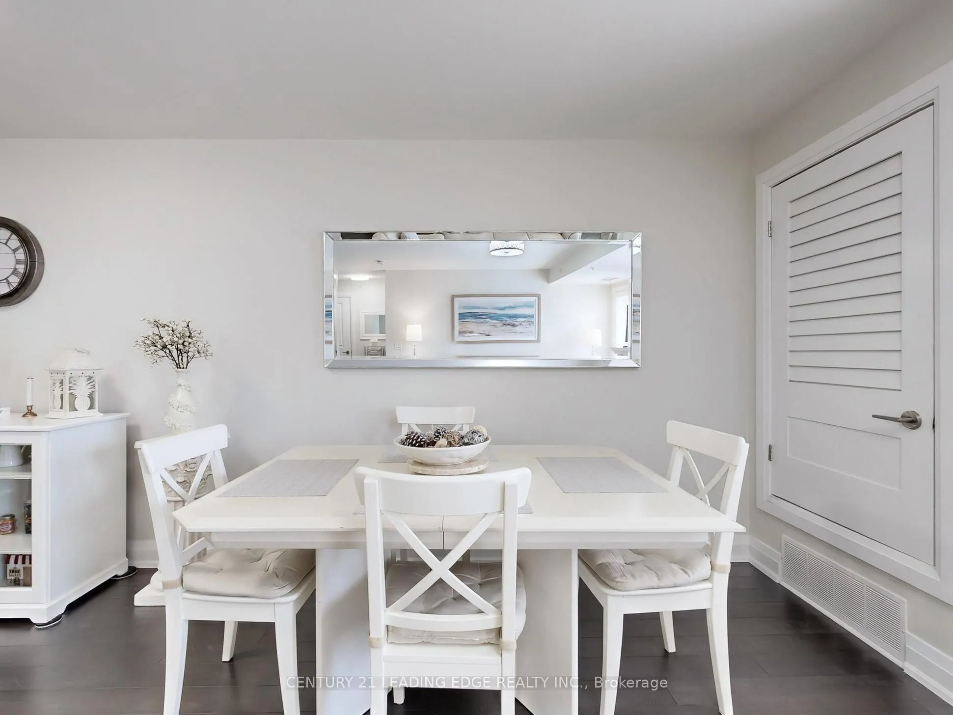 481 Rupert Avenue, #328