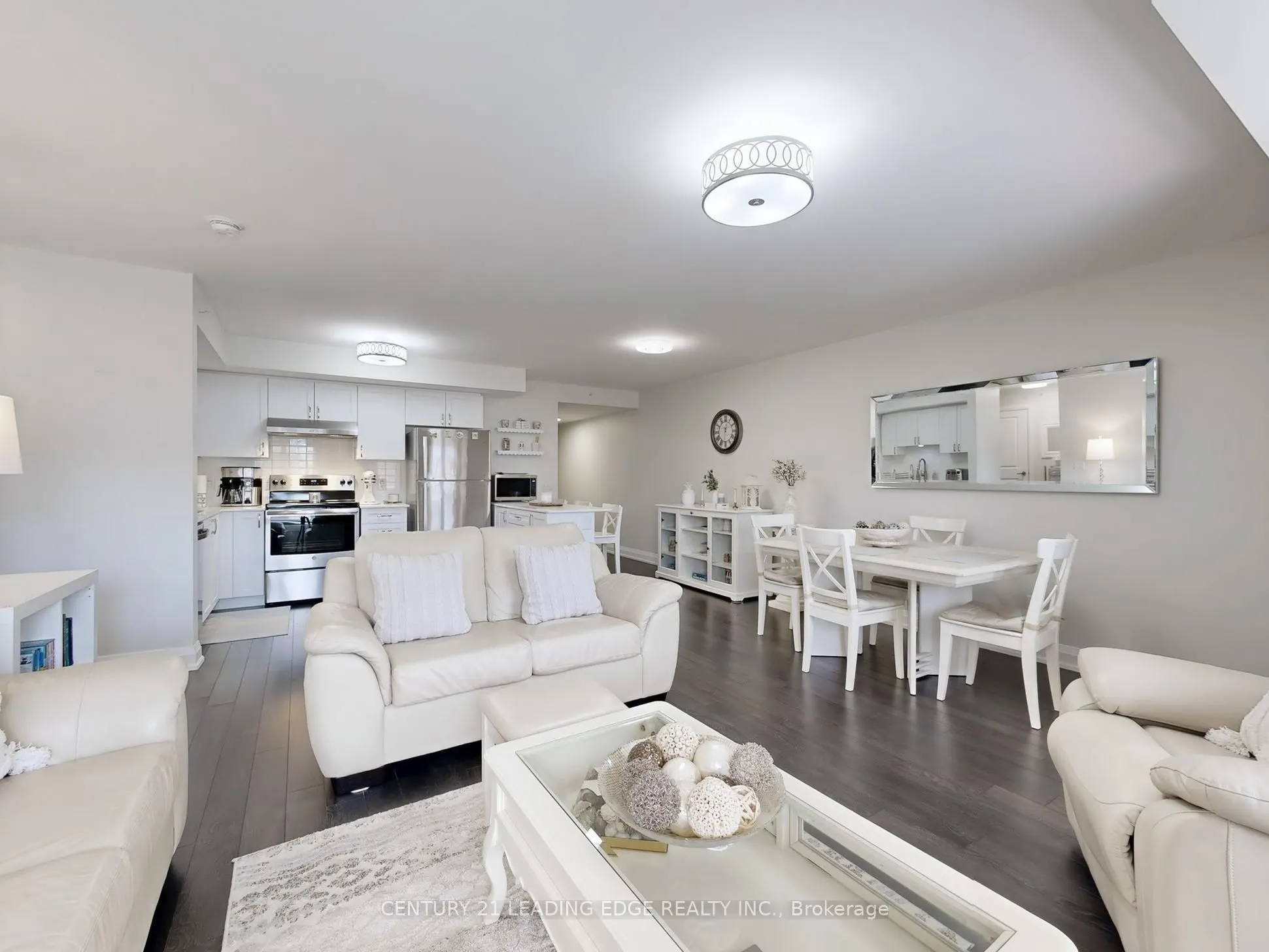 481 Rupert Avenue, #328