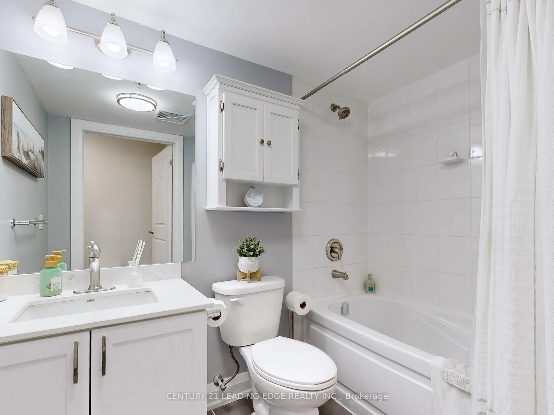 481 Rupert Avenue, #328