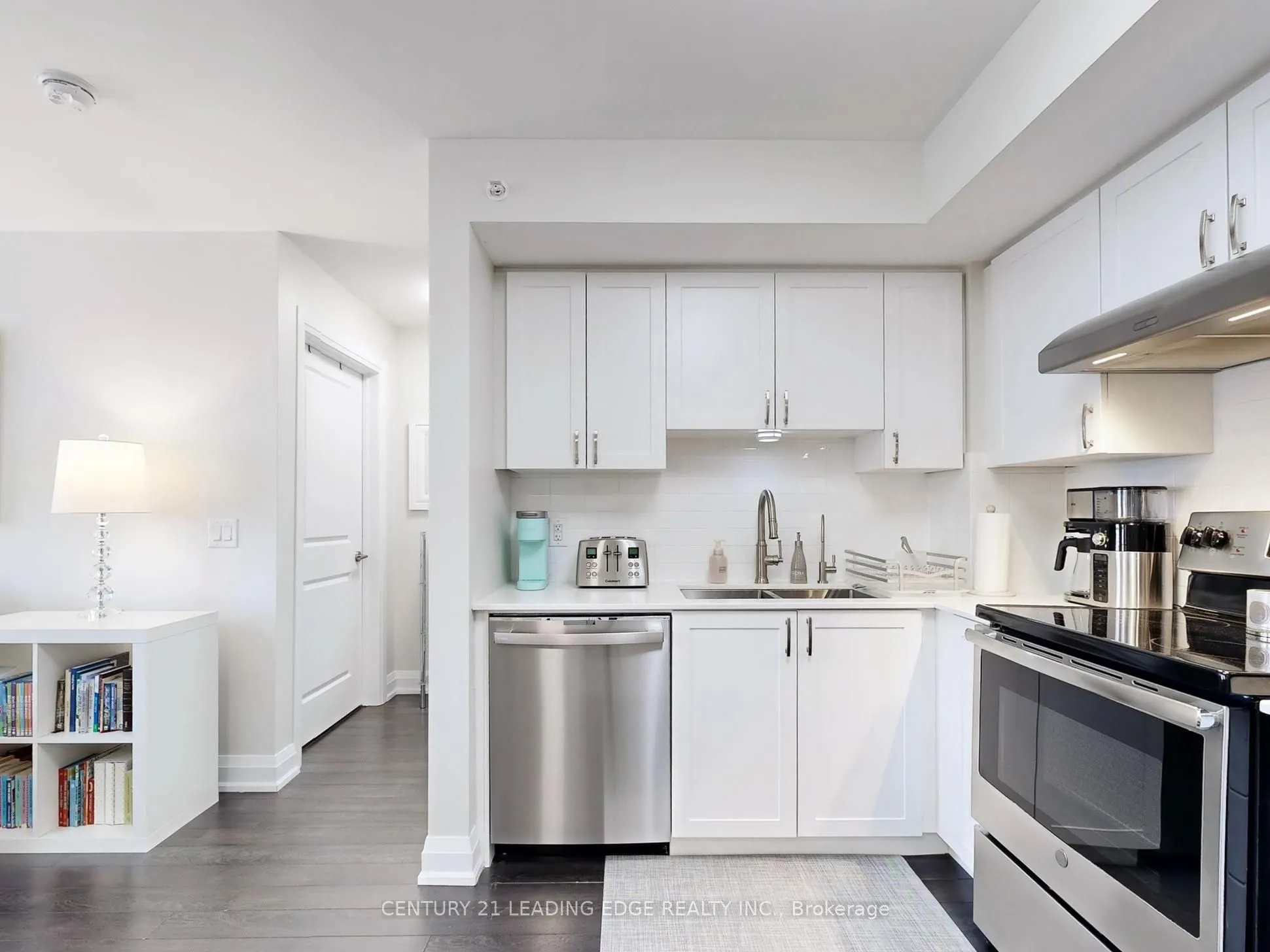 481 Rupert Avenue, #328