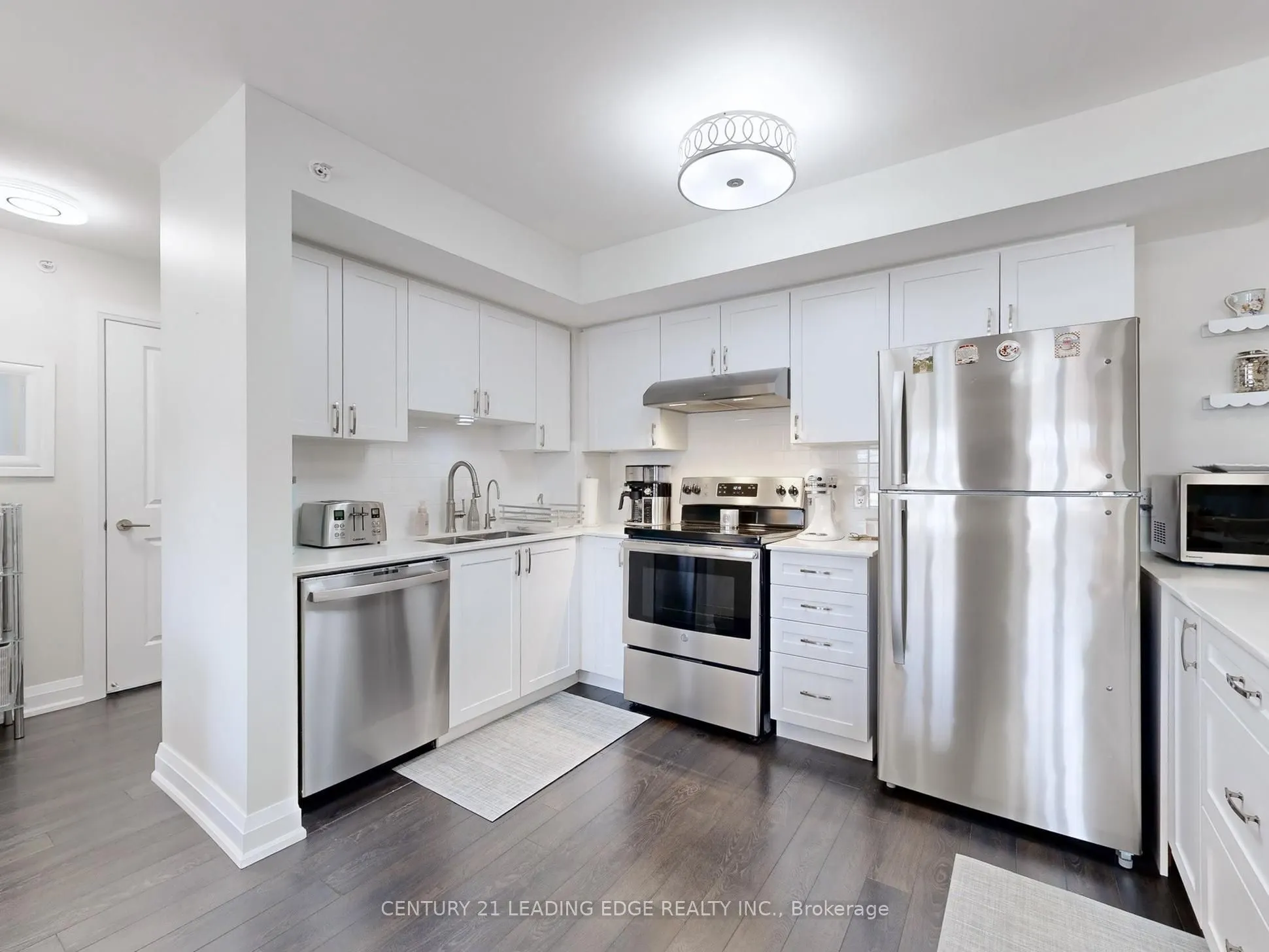 481 Rupert Avenue, #328