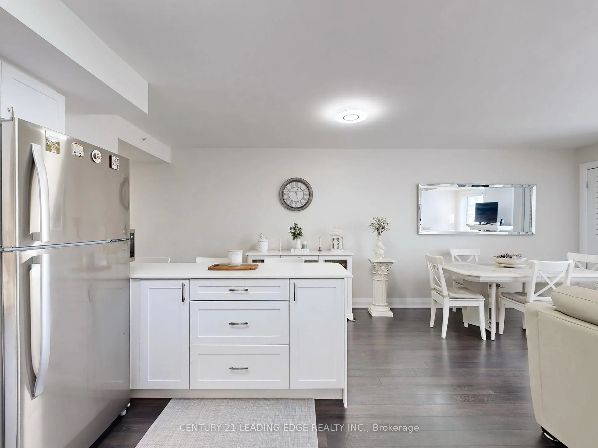 481 Rupert Avenue, #328