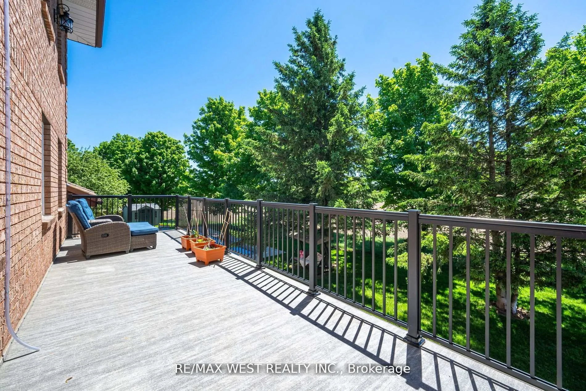 7 Stewart Crescent