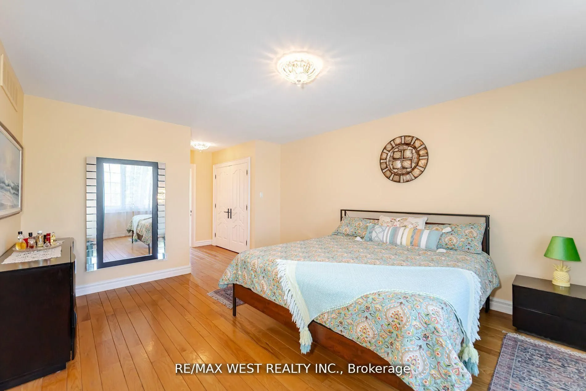7 Stewart Crescent