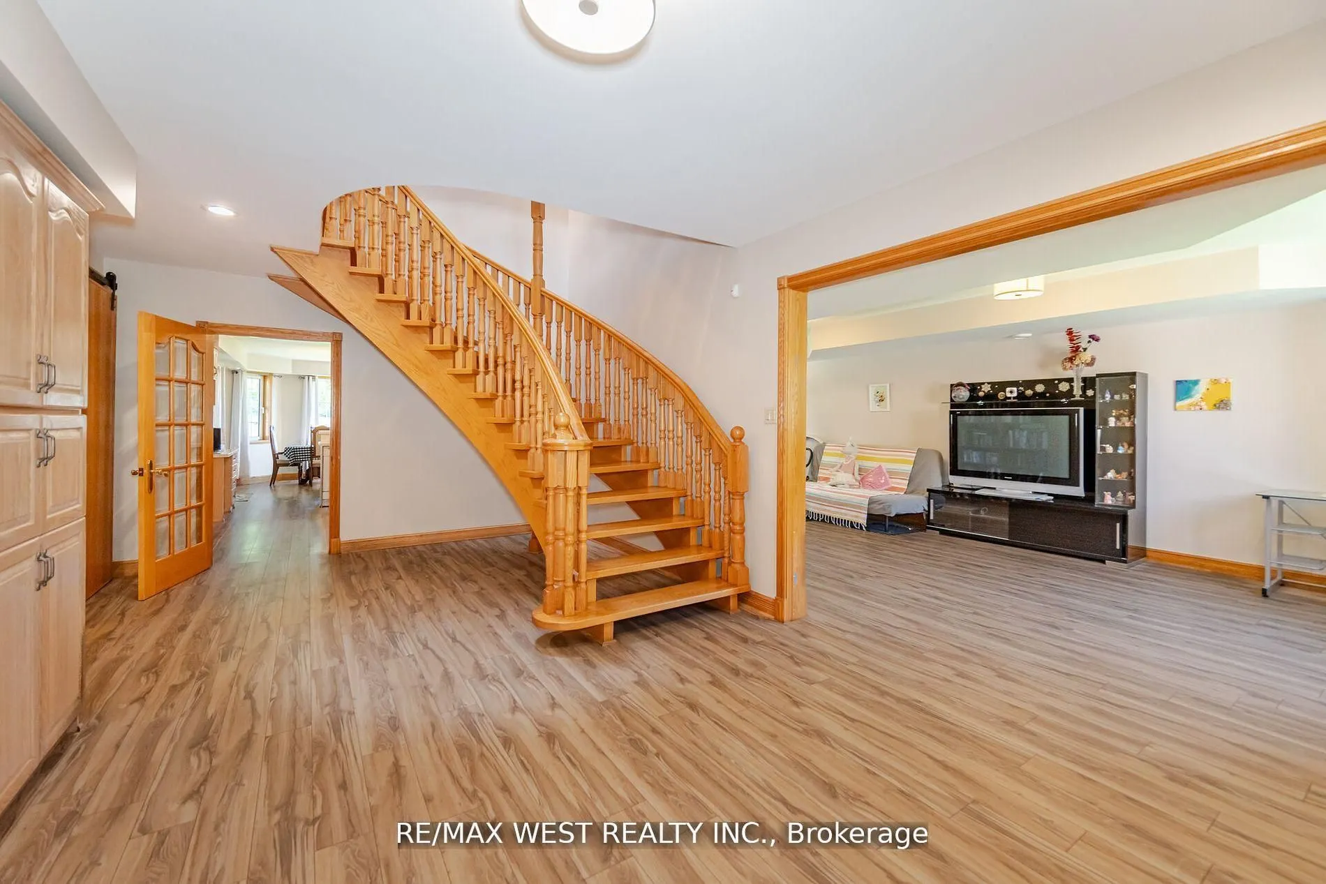 7 Stewart Crescent