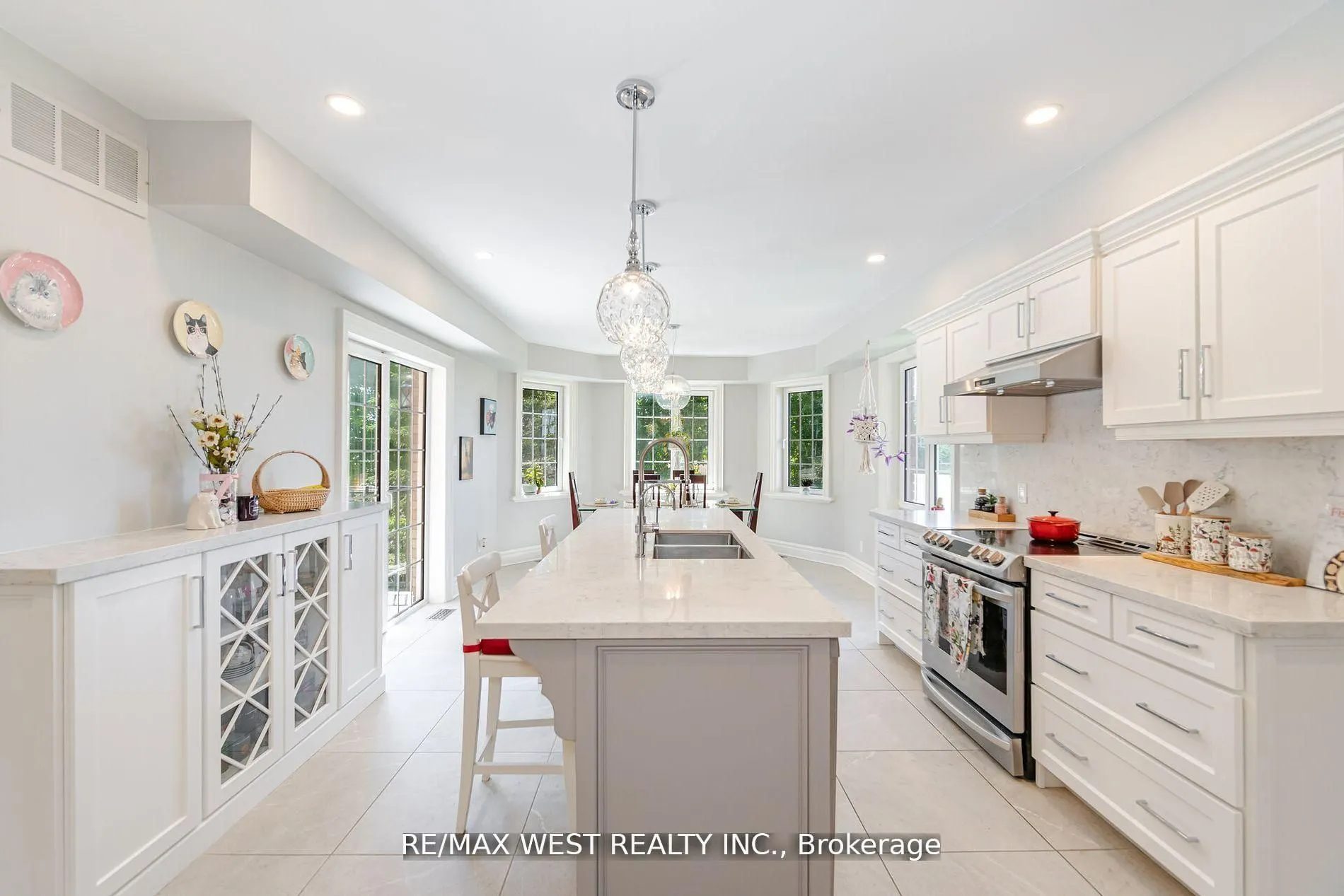 7 Stewart Crescent