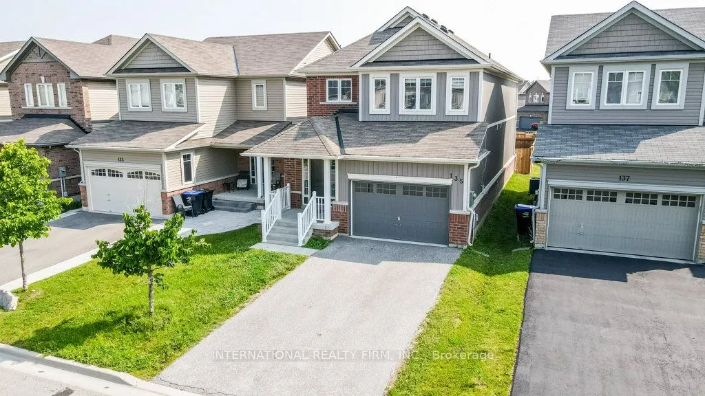 135 Knight Street