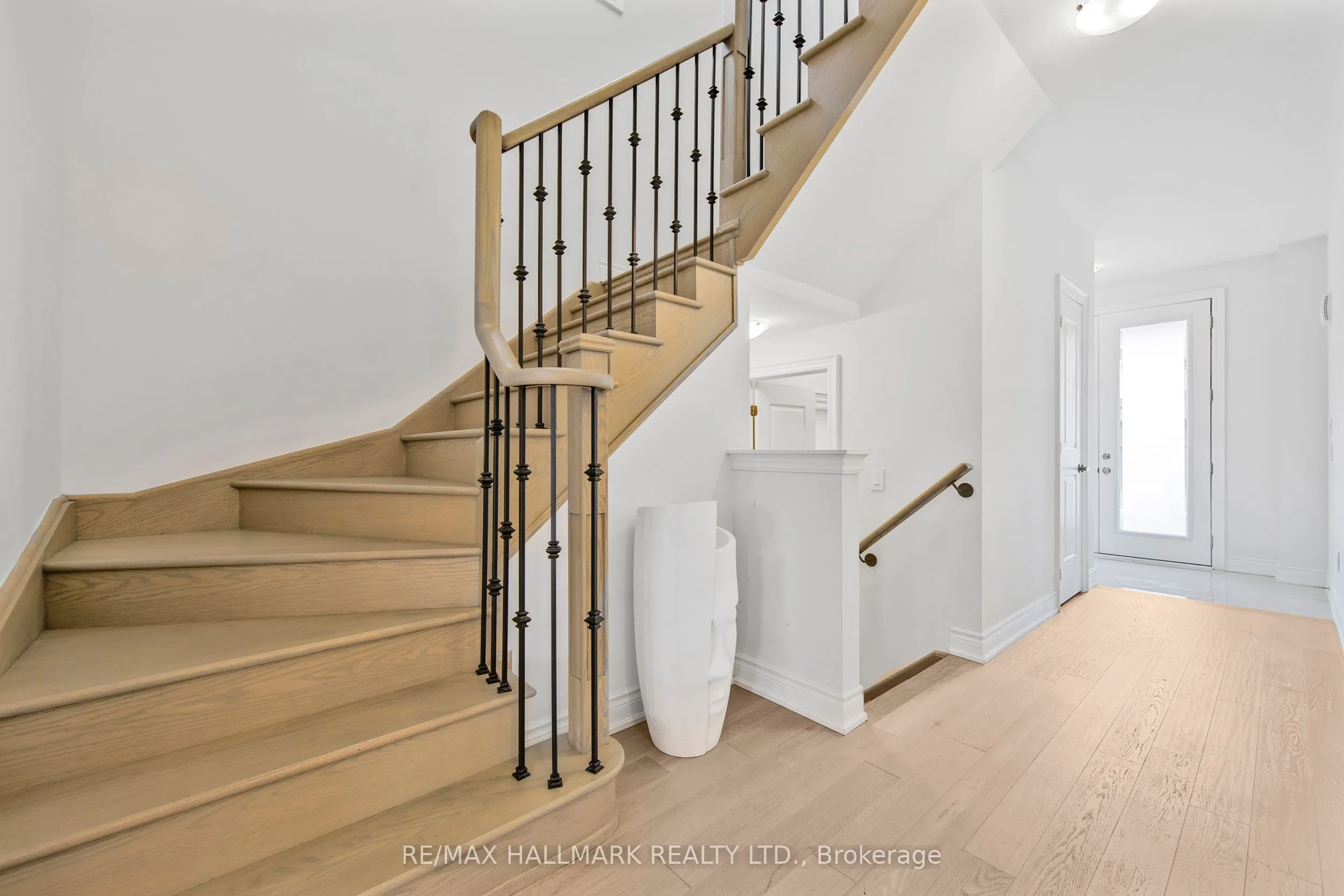 112 Carriage Shop Bend