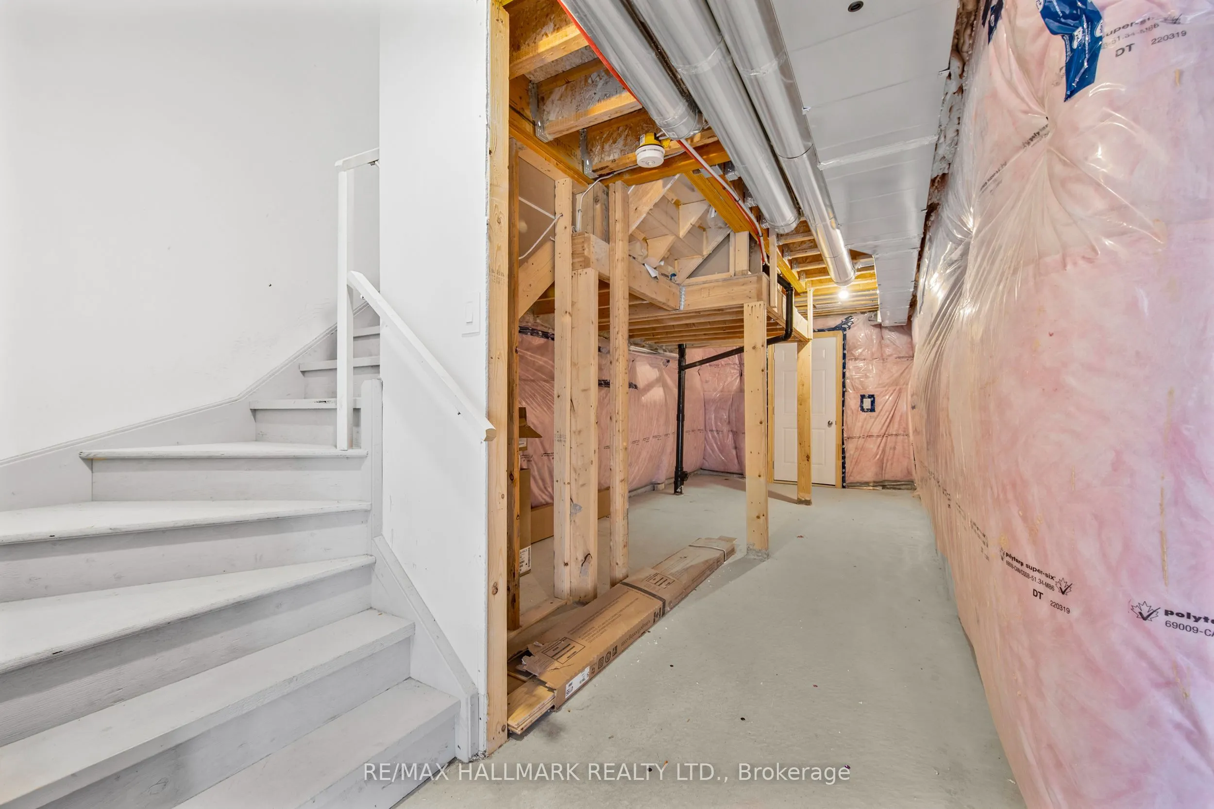 112 Carriage Shop Bend