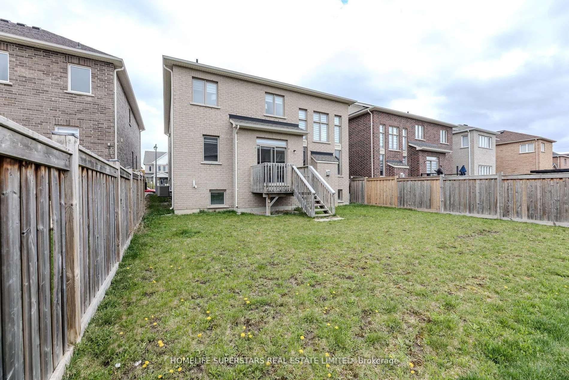 50 Romanelli Crescent
