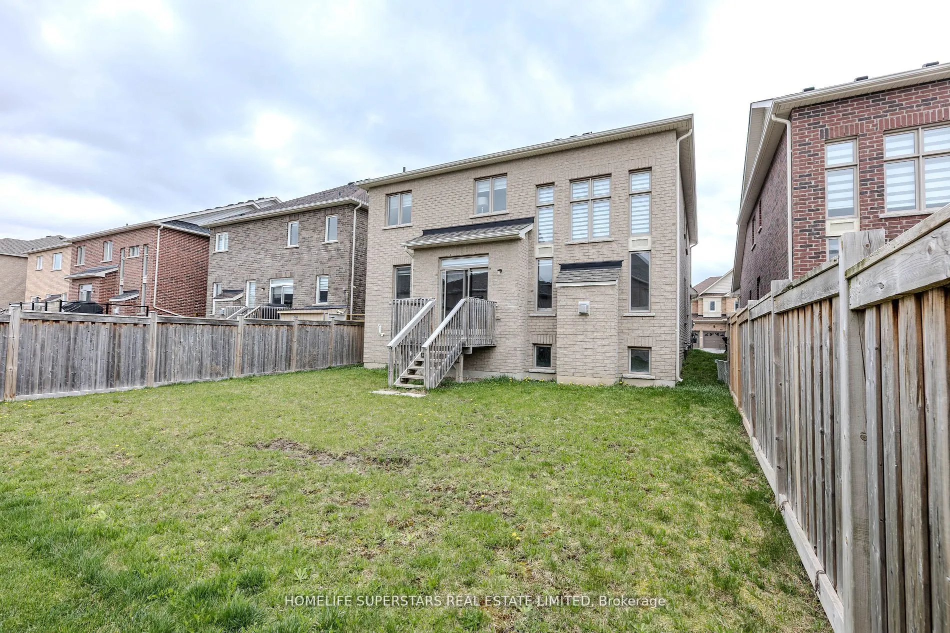 50 Romanelli Crescent