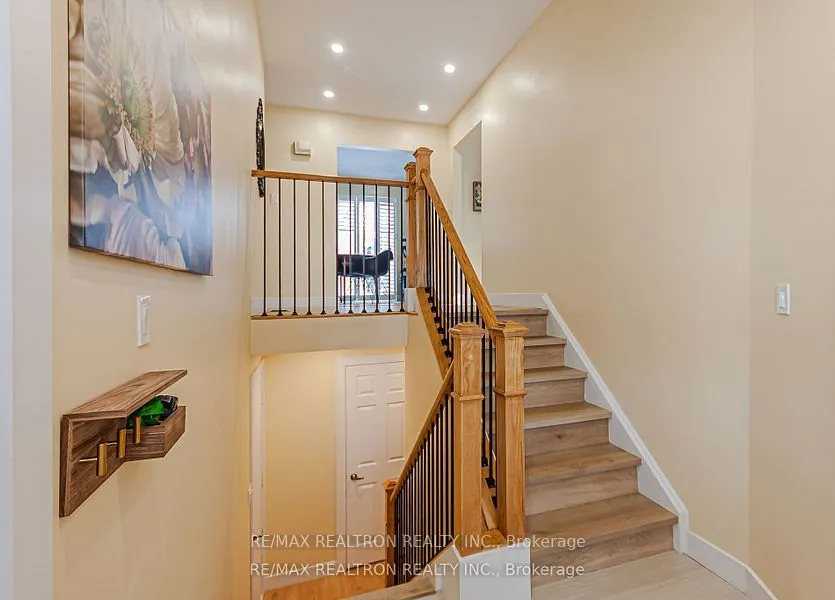 12 Lynn Crescent