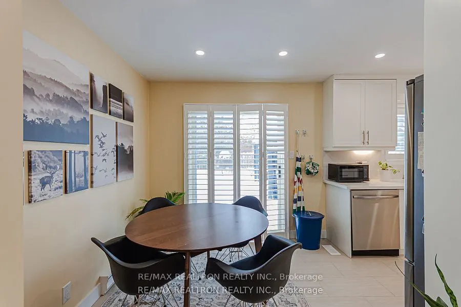 12 Lynn Crescent